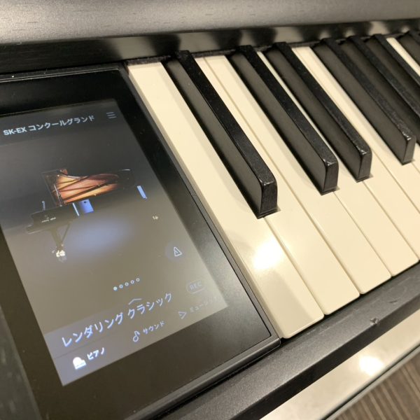 タッチパネルは今どきですね！