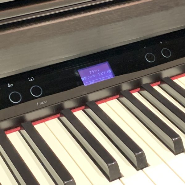 パネルが奥にあるのですが、このパネルは練習中に消すこともできます！集中するタイミングは集中して練習しましょう！