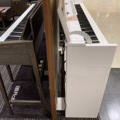 【2026年最新！】なるべくスタイリッシュに場所をとらずに、でも電子ピアノを置きたいそんなあなたにオススメのピアノとは？！
