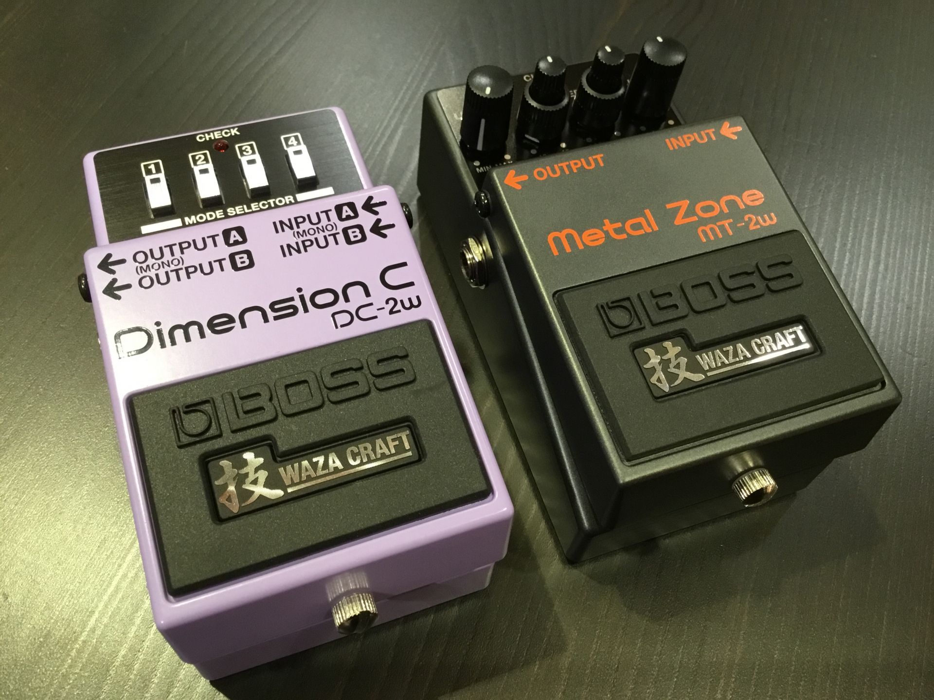 【10月19日発売】BOSSのWAZAシリーズ新作「MT-2W」&「DC-2W」各1台入荷！
