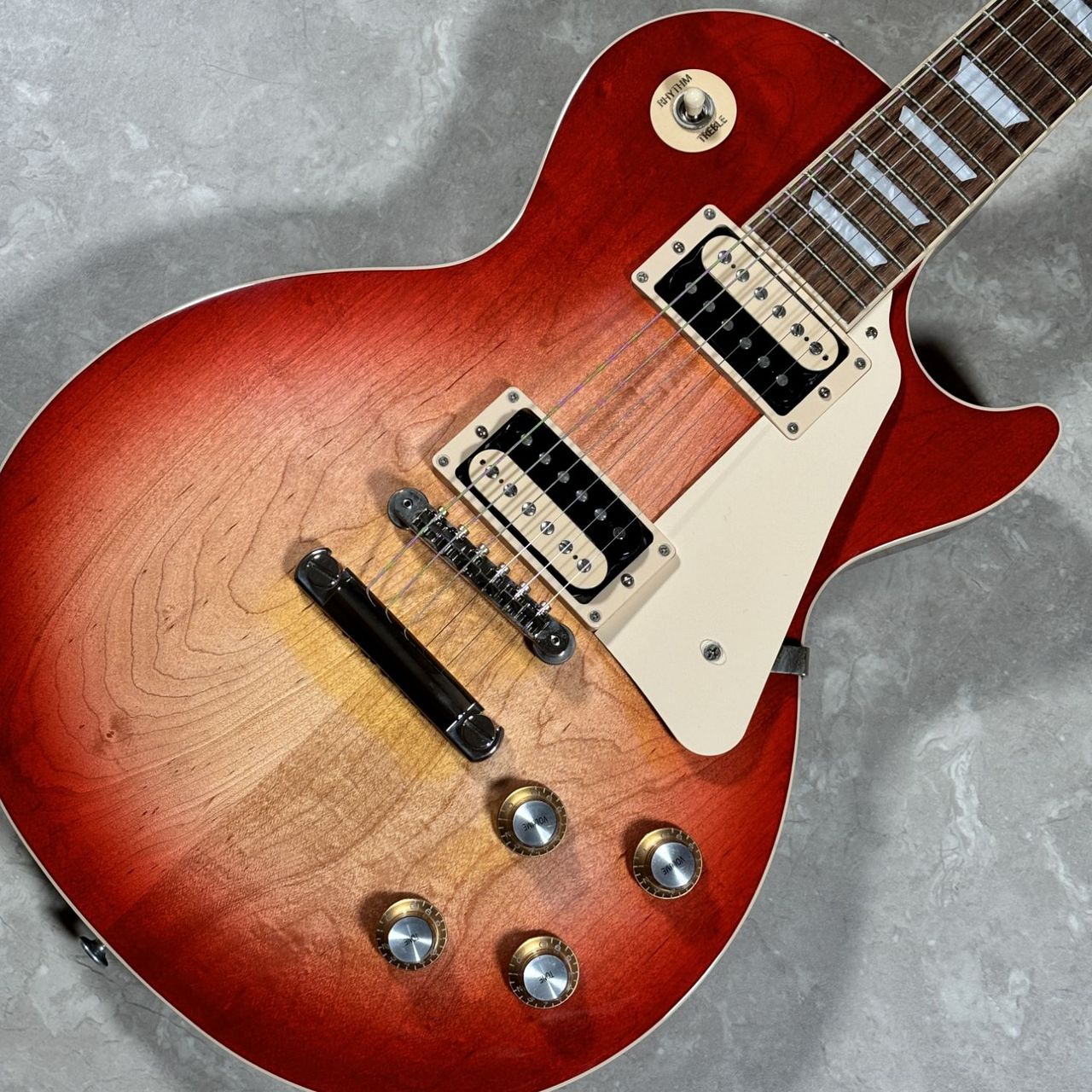 GibsonLes Paul Classic Heritage Cherry Sunburst