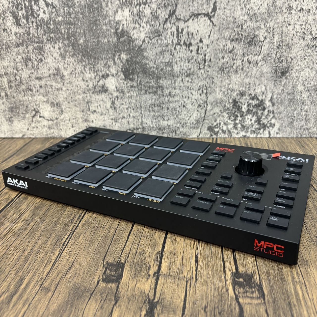 AKAIMPC Studio 2