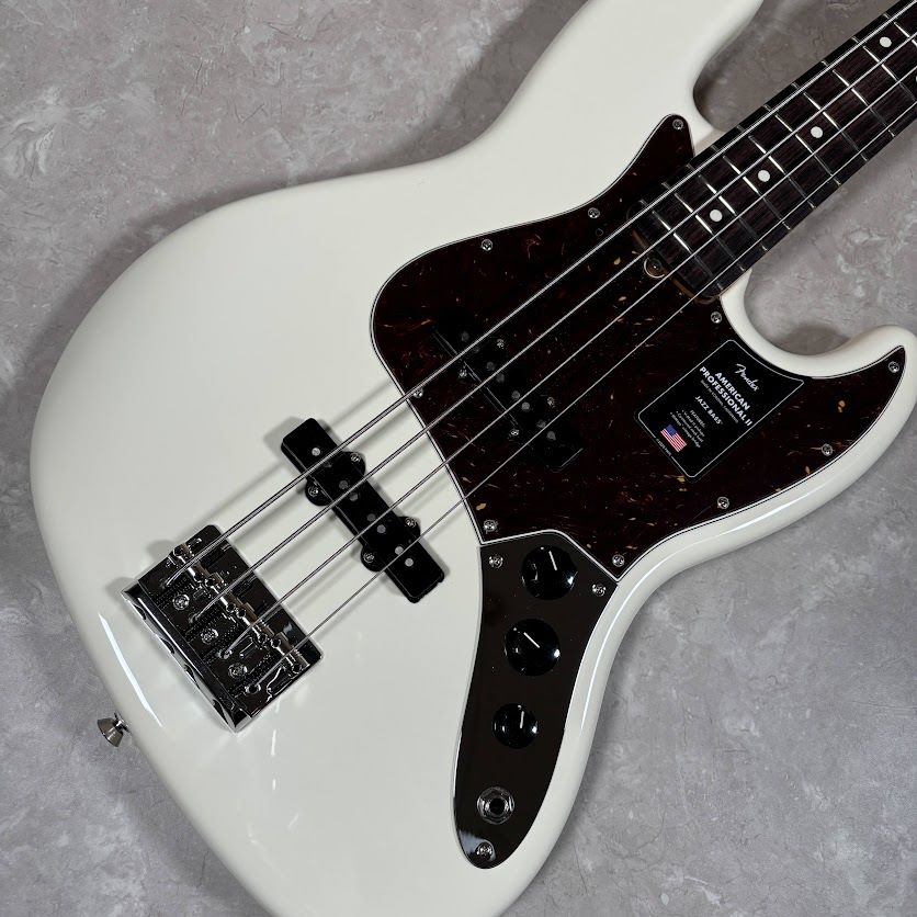 エレキベースAM PROⅡ J BASS RW