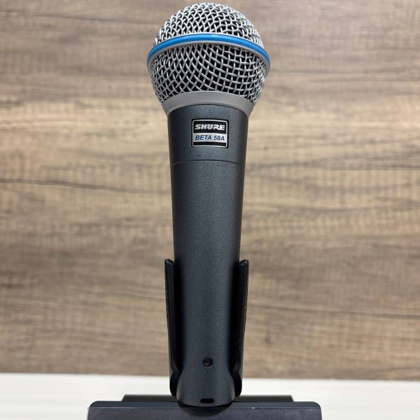 SHURE<br />
BETA58