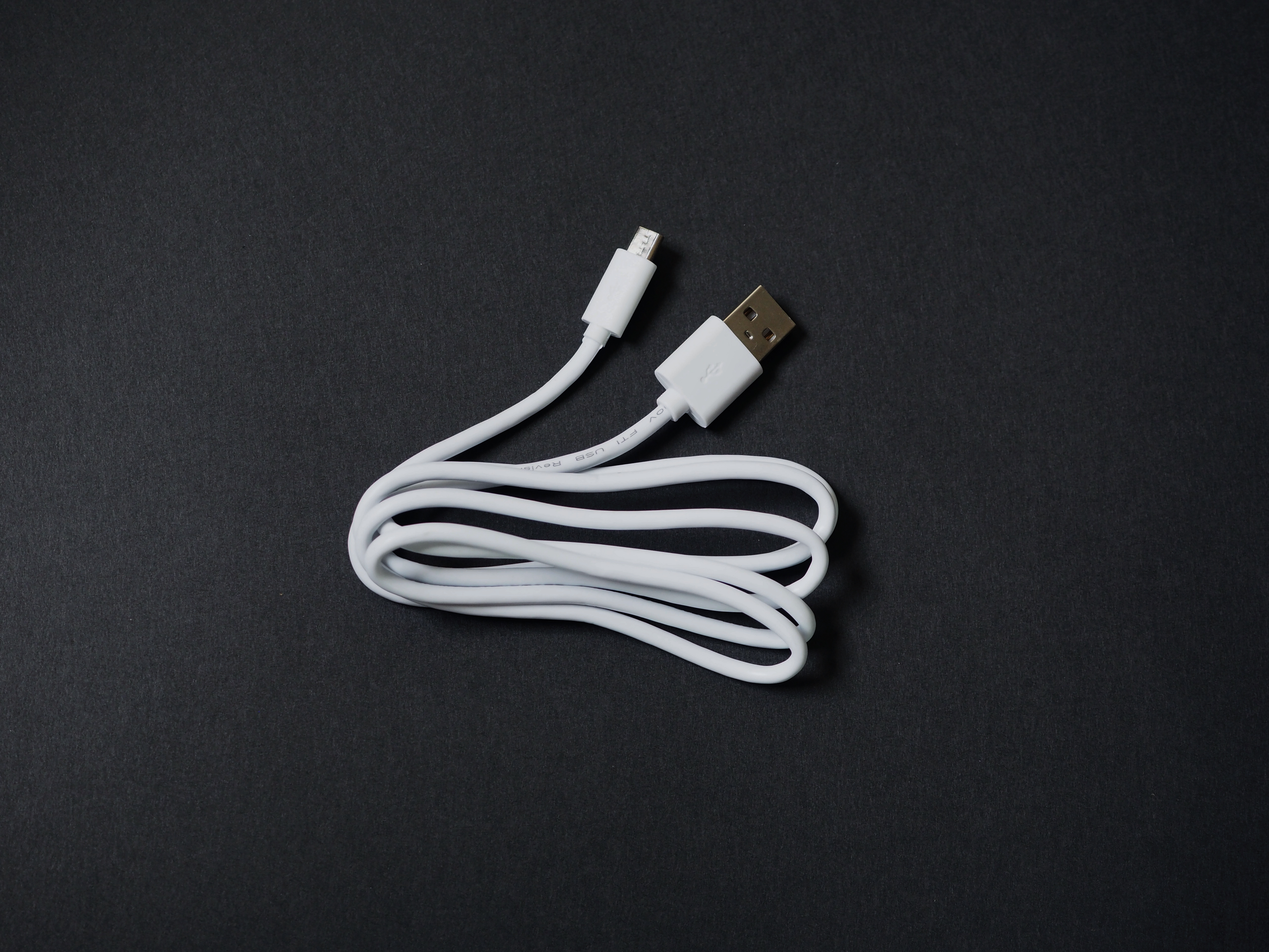 マイクロUSB type-B ケーブル