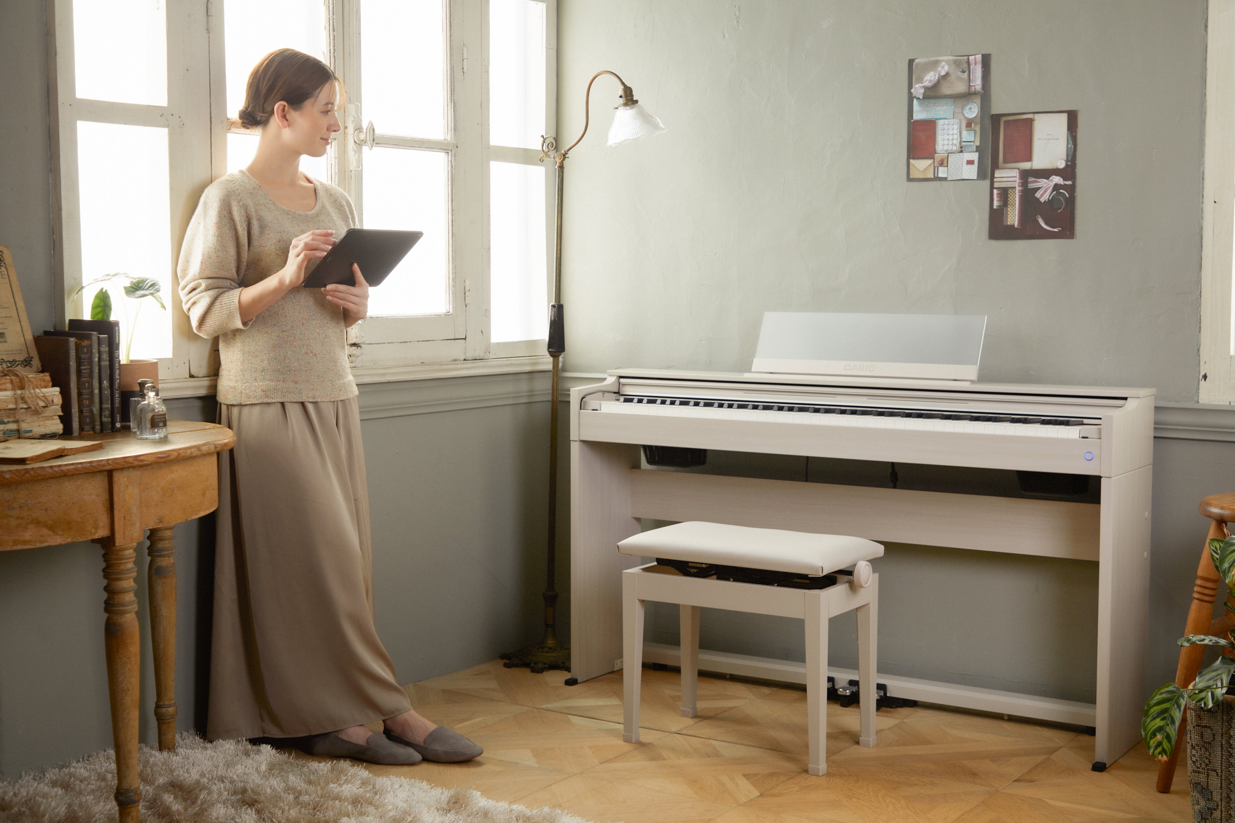 CONTENTS製品詳細はこちら担当：松田の新製品レポ同時発売！AP-S5000GPにも新色【グレーベージュ】追加ご予約承り中です！島村楽器沖縄ライカム店電子ピアノ総合ページCASIO×島村楽器 電子ピアノ『AP-S2500GP』が新発売！ カシオと島村楽器のコラボレーションモデル『AP-S2500 […]