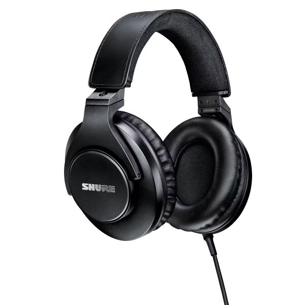 【SRH440A】<br />
<br />
ポッドキャスティングやホームレコーディングに最適な密閉型モニターヘッドホン。超快適な軽量ヘッドバンドで、長時間使用も◎