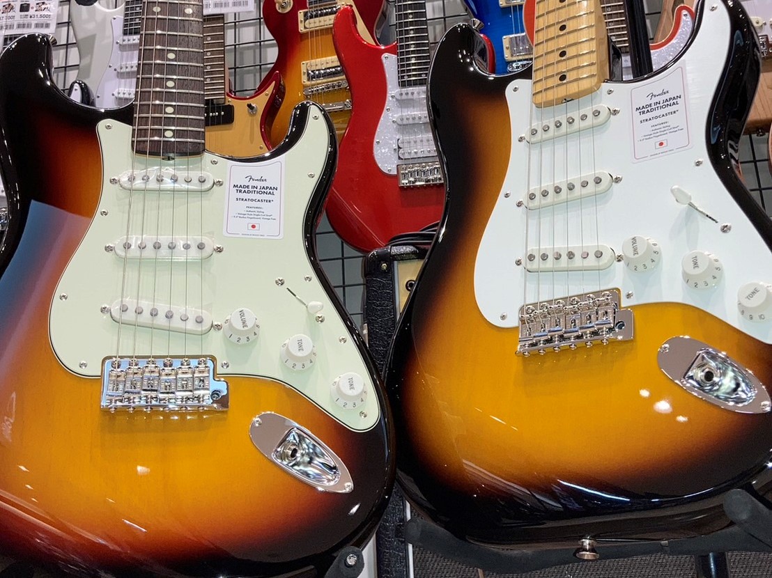 第1回！Fender MADE IN JAPAN で比べるギターの違い！ 50年代ストラトと60年代ストラトの違いは何なんだい！ 私はずっと気になっていたんですよね、この違い。何と都合の良いことにFender MADE IN JAPANのTRADITIONALシリーズの50sモデルと60sモデルの両 […]