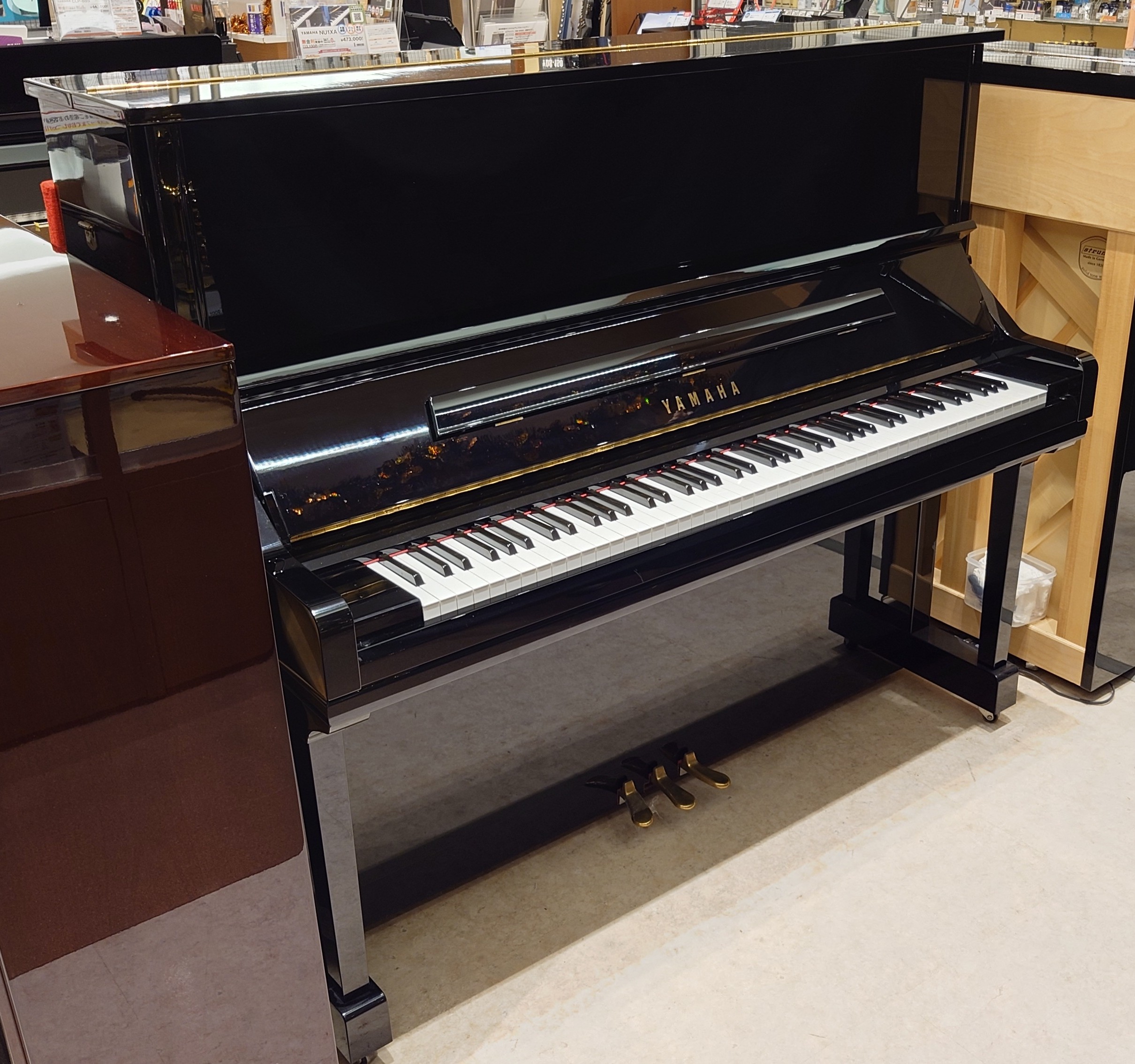 中古アップライトピアノ　YAMAHA　ヤマハ中古YU33