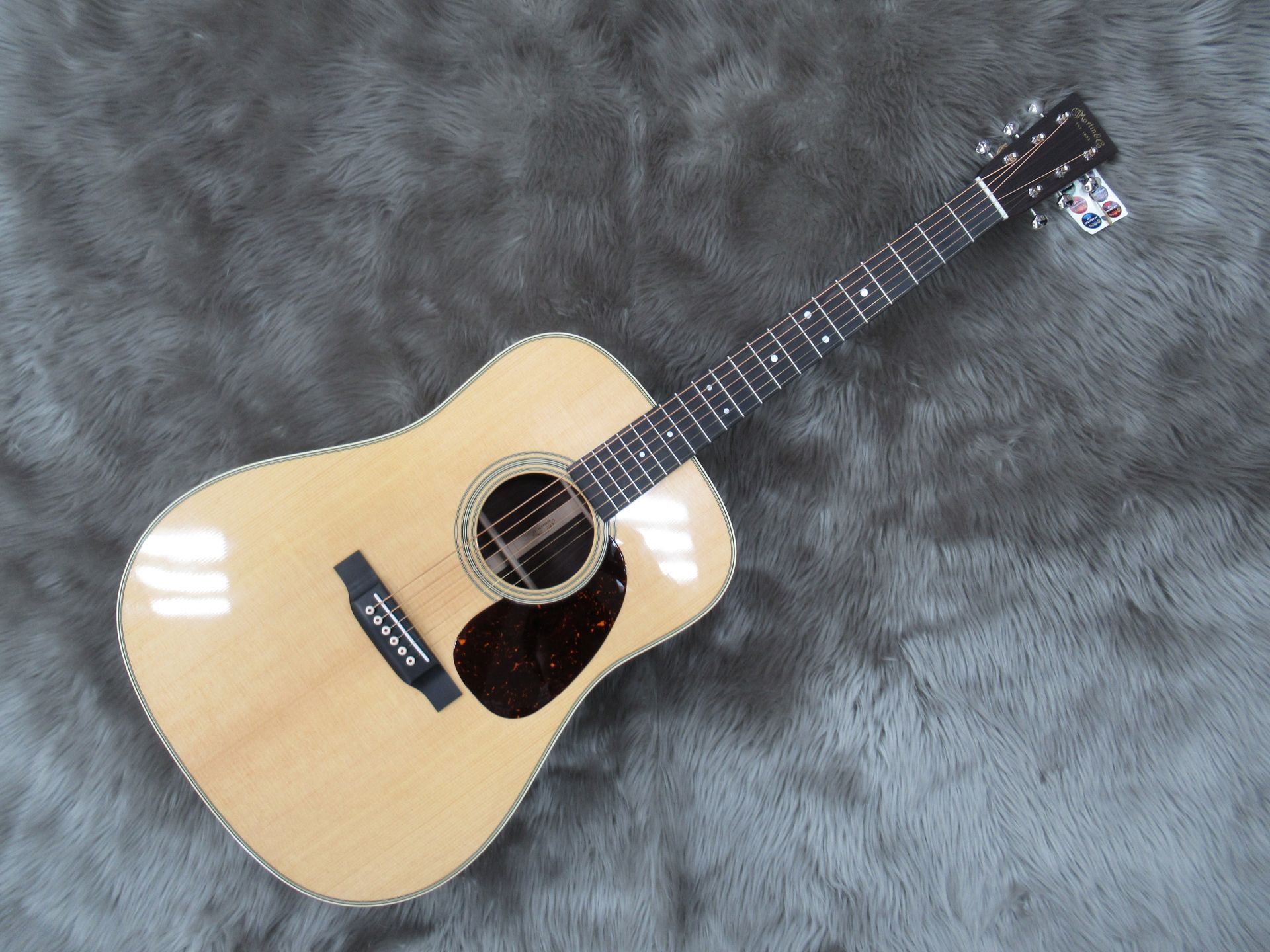 【アコースティックギター】Martin standardシリーズ入荷！
