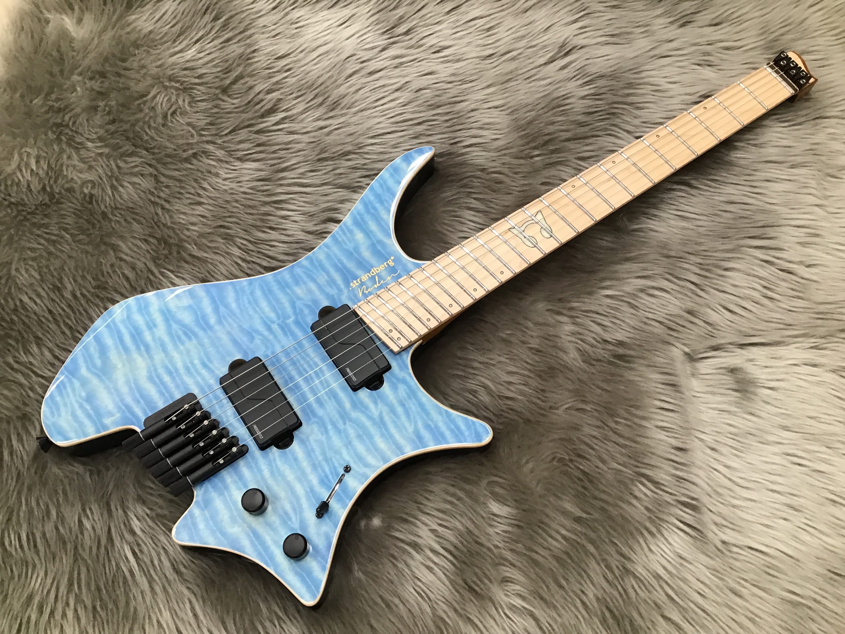 *「BanG Dream!（バンドリ！）」のロックモデルが入荷！ こんにちは！ギター担当の後藤です。 今回はstrandberg*が手がけた「BanG Dream!（バンドリ！）」モデル、RAISE A SUILENの朝日六花（CV: 小原莉子さん）シグネチャー・ボーデンJ6のご紹介です！ **St […]