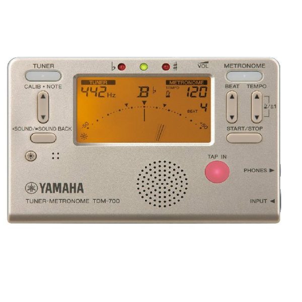 チューナーメトロノーム<br />
<br />
合奏の時に全員の音程を合わせてから演奏するためのアイテム。<br />
シンプルなものや可愛いものまで様々な種類があります。メトロノーム付きなので、正しいテンポで練習できます。<br />
