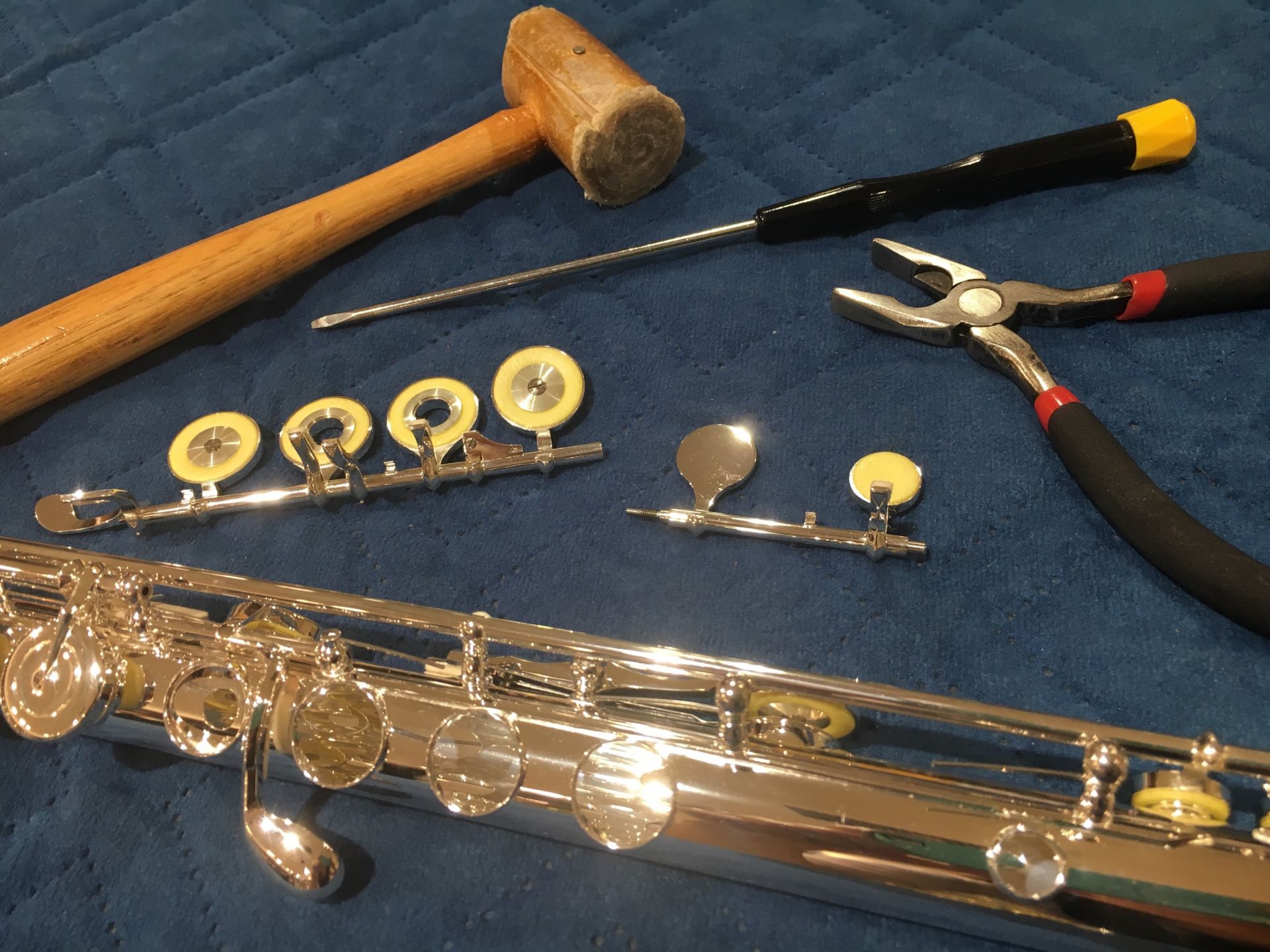 【管楽器修理】リペアルームのご紹介
