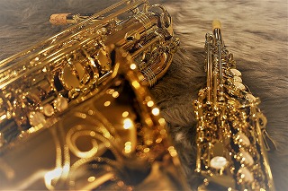 **ソプラノサックス ***ヤマハ [https://jp.yamaha.com/products/musical_instruments/winds/saxophones/index.html::title=] |*メーカー|*モデル|*定価（税込）|*在庫| |ヤマハ|[https://kanp […]