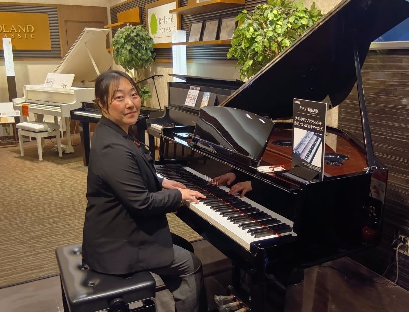 　電子ピアノ担当：宮本(みやもと)