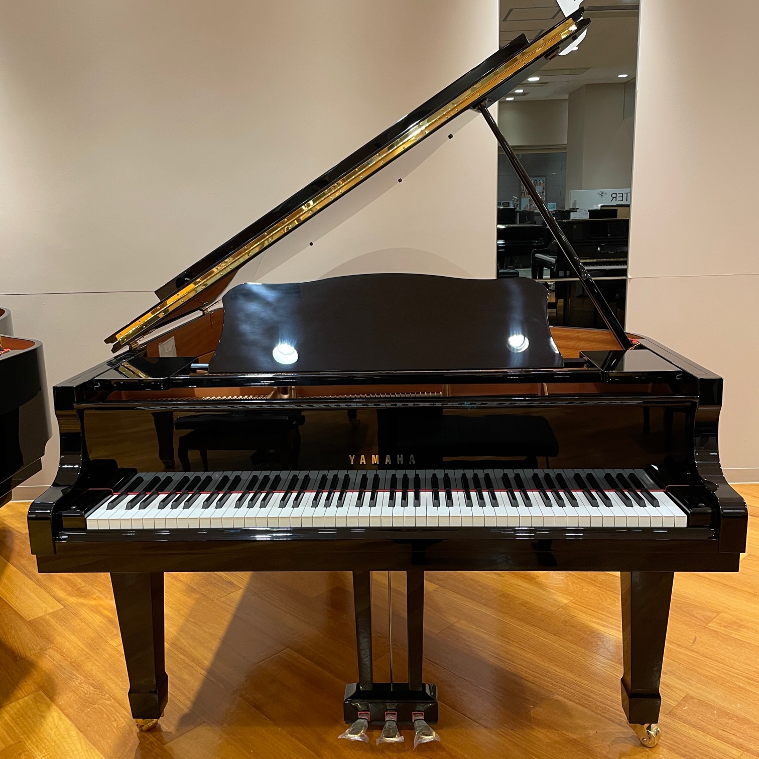 YAMAHA【中古】C3L