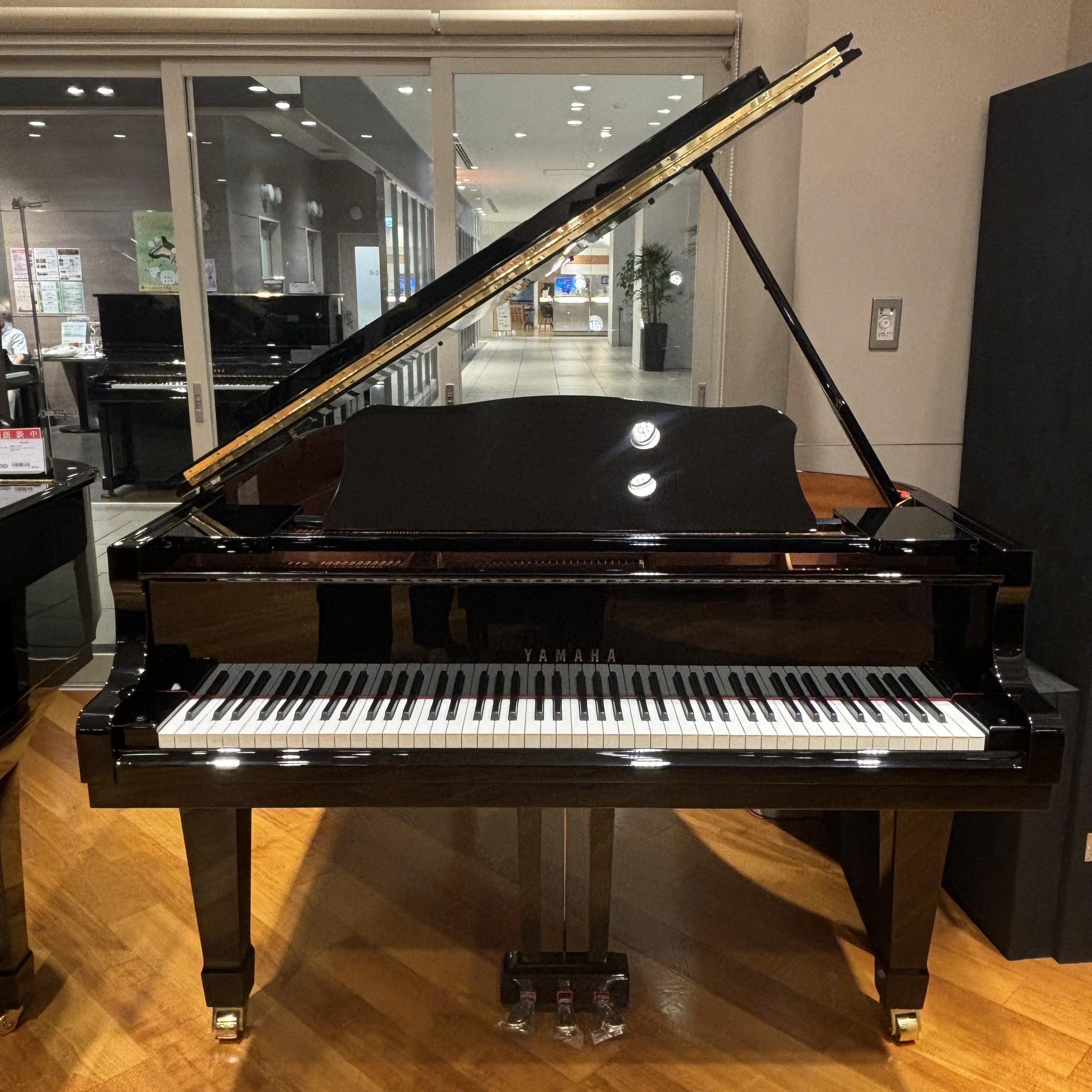 YAMAHA【中古】C3LA
