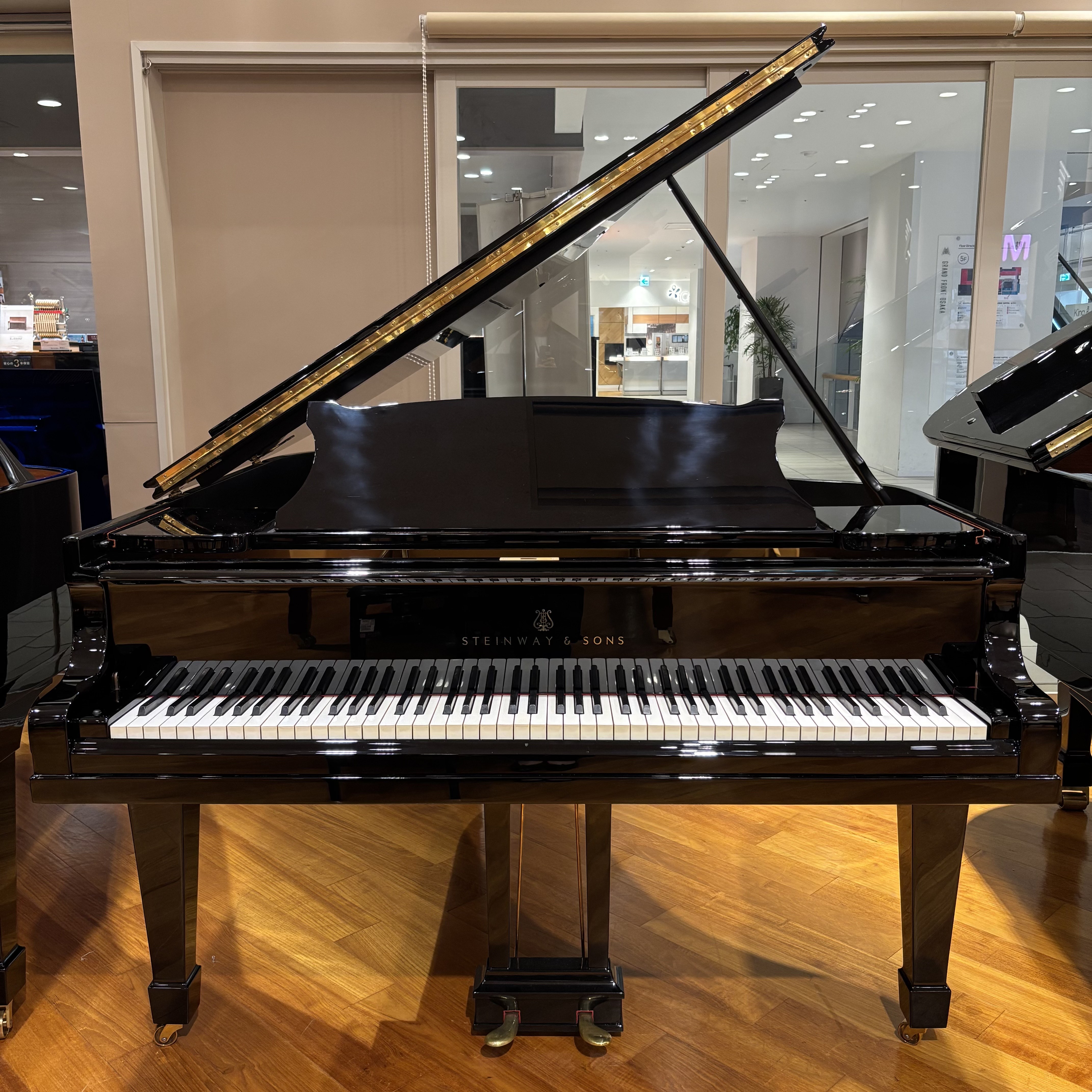 STEINWAY&SONS【中古】M-170