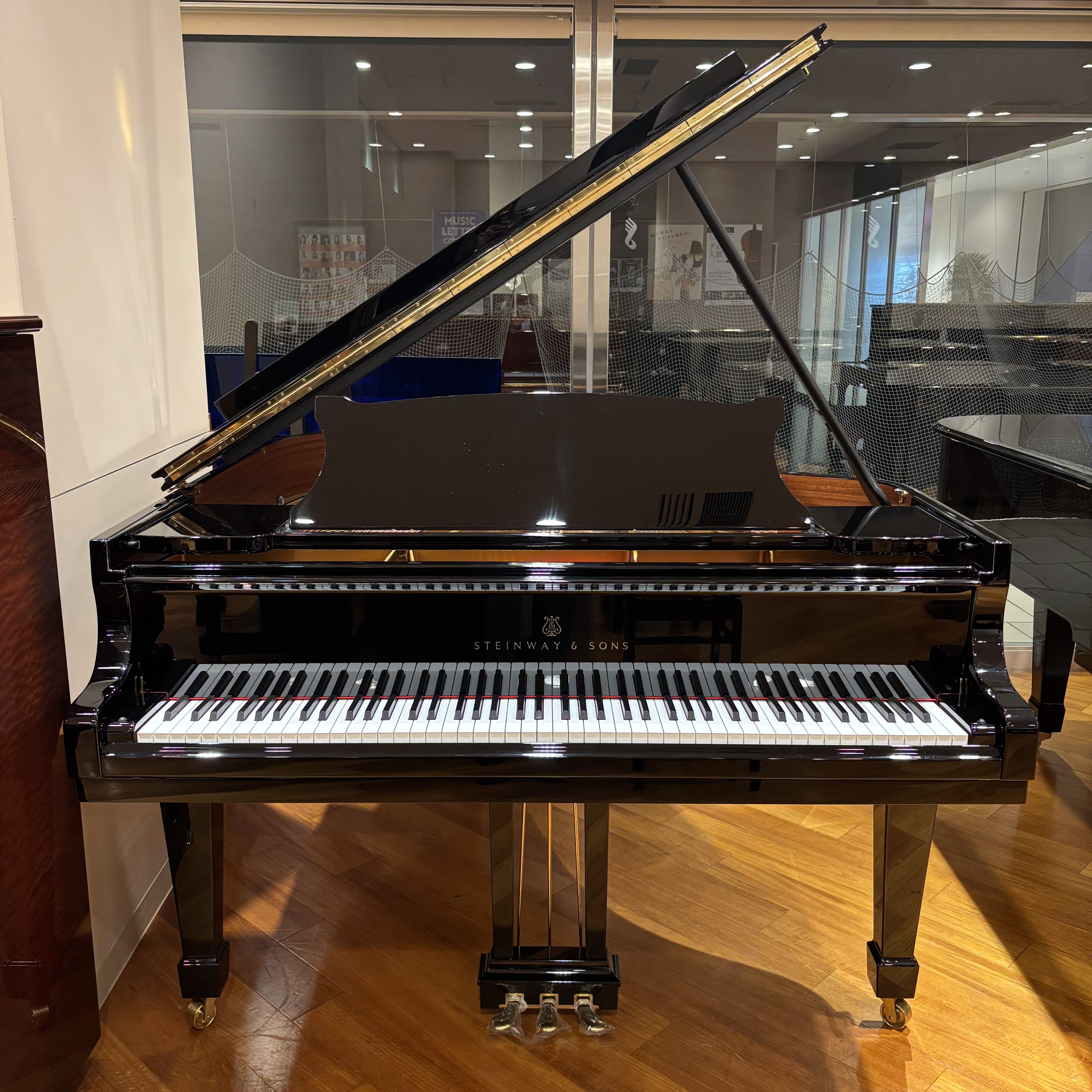 STEINWAY&SONS【中古】O-180
