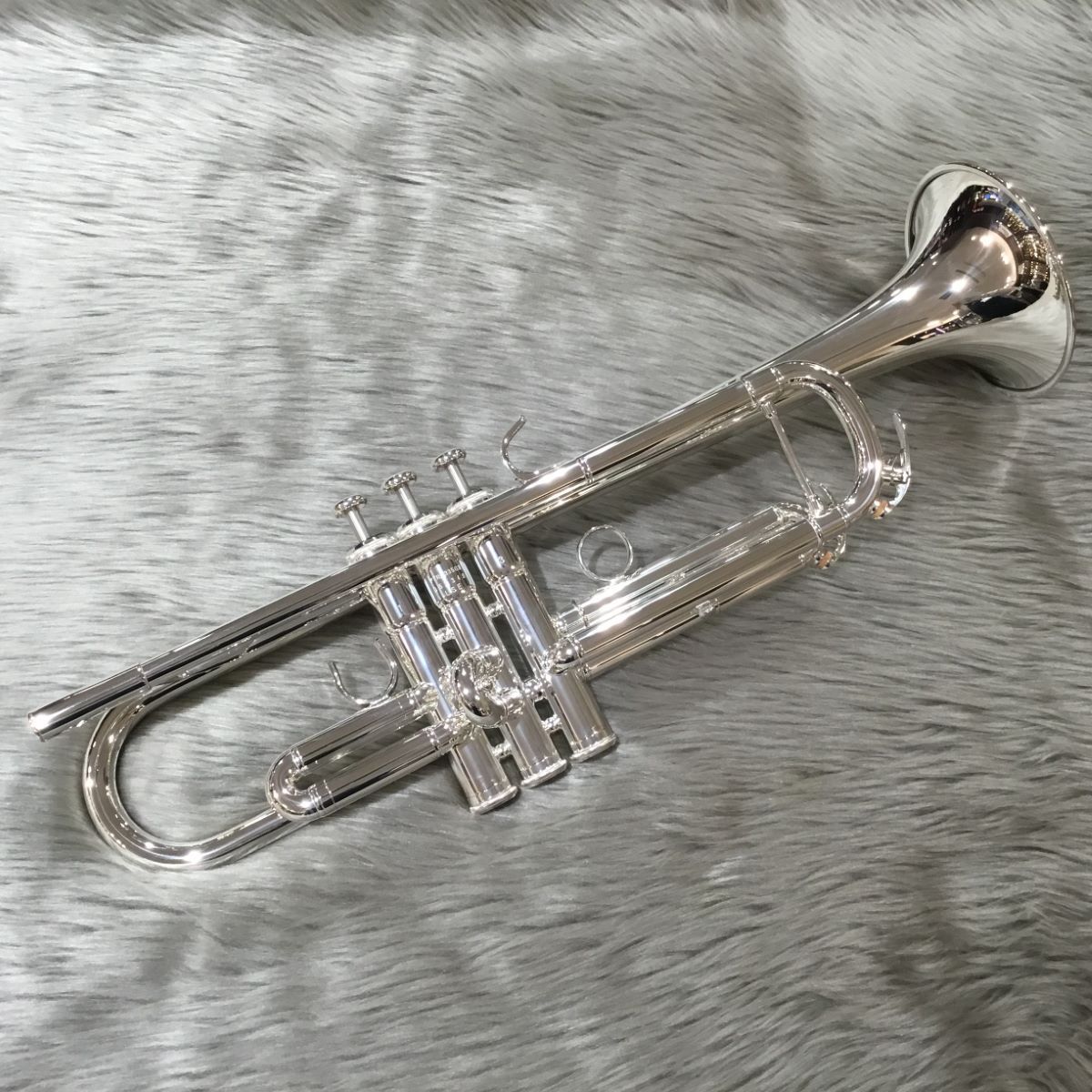 B♭トランペットYTR-5335GSⅡLSE