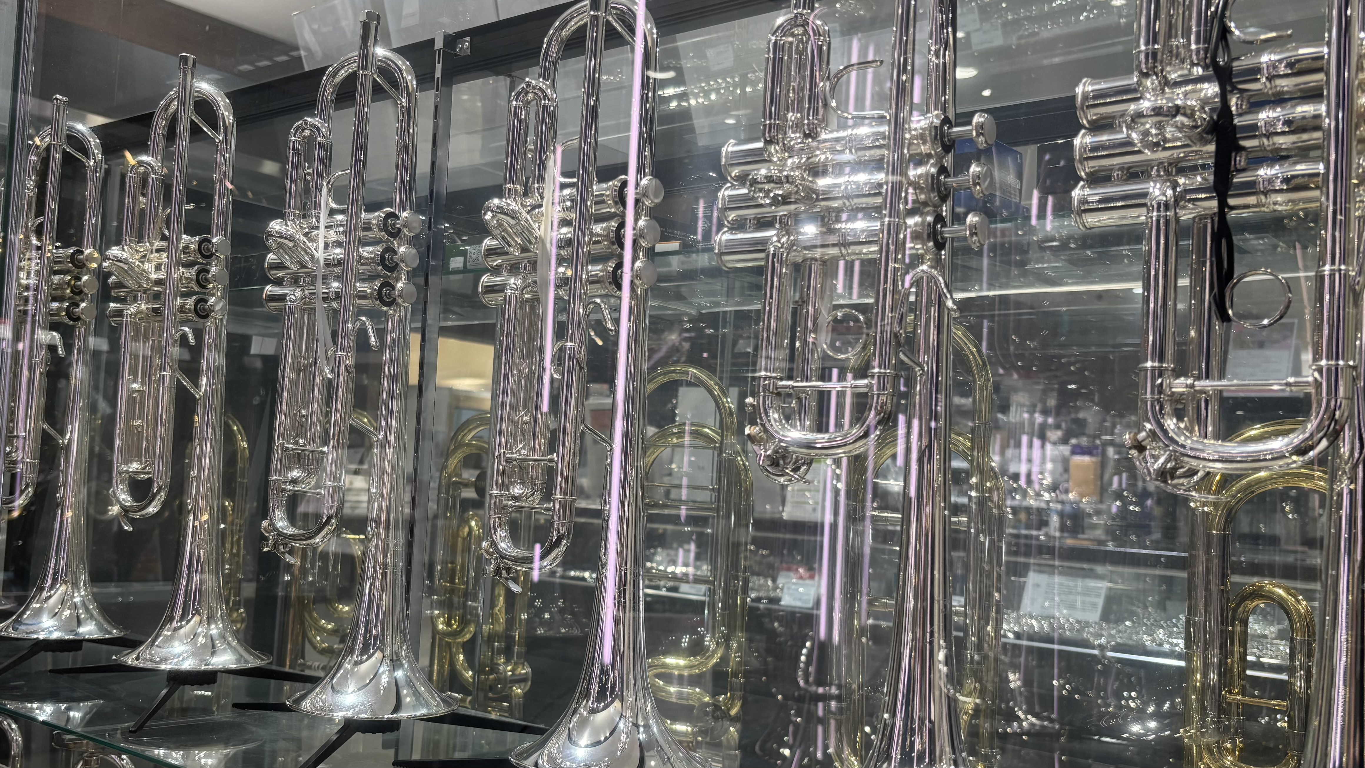 吹奏楽部で人気のBach、YAMAHAのトランペットをはじめ、吹奏楽、JAZZ、POPS様々なジャンルに合わせたトランペットをご用意します。この機会に、相棒となるトランペットを手にしてください！ CONTENTS開催期間：4/25（土）～5/10（日）トランペットラインナップBach（バック）YAM [&hellip;]