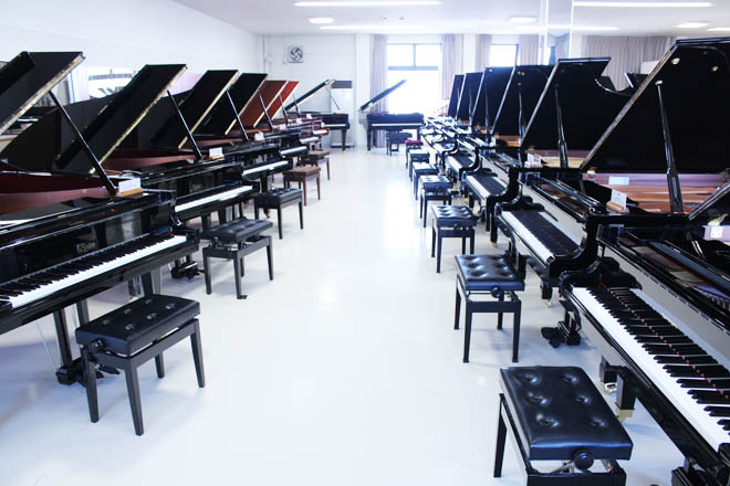 島村楽器ピアノセレクションセンターでは、グランドピアノフェアを開催中です。国産・輸入のグランドピアノが勢揃いですので、グランドピアノをご検討されていらっしゃるお客様にピッタリな「1台」を、ご提案させて頂きます。皆様のご来店を心よりお待ち申し上げております。 ***ピアノフェスタ埼玉2018に伴うお知 […]