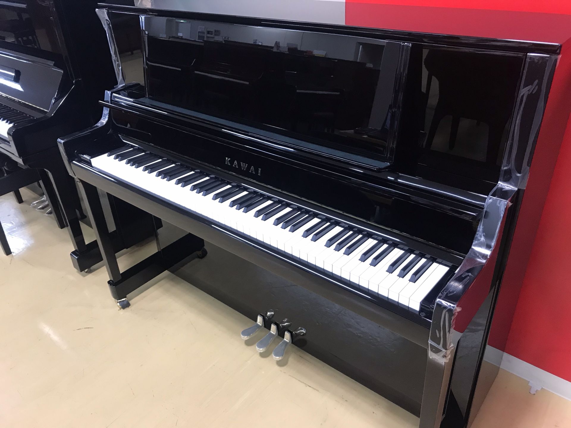 【展示ピアノ紹介】K-400ATX3L　サイレント付を展示しております。