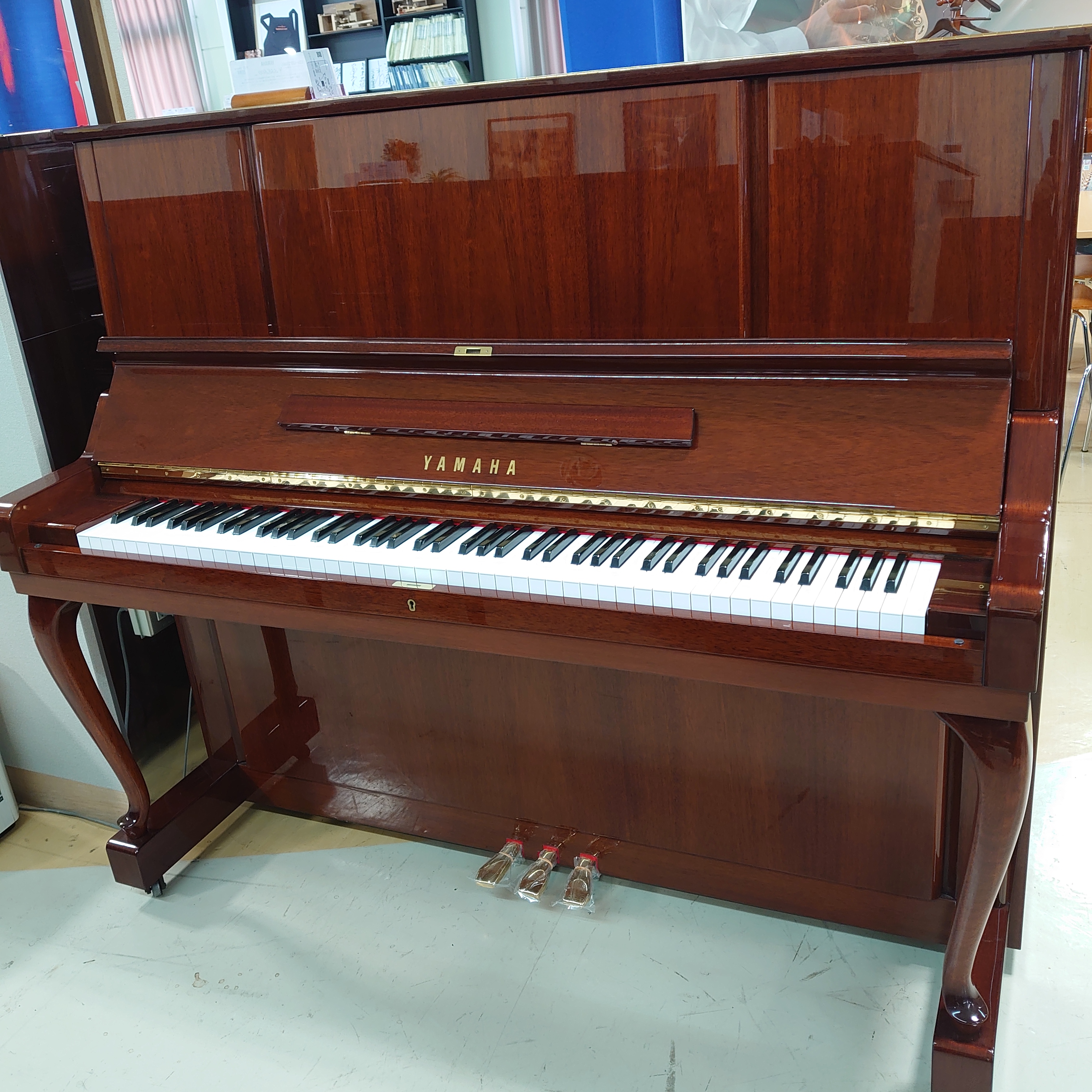 【展示ピアノご紹介】ヤマハ　W106Bオーバーホール品　1981年製