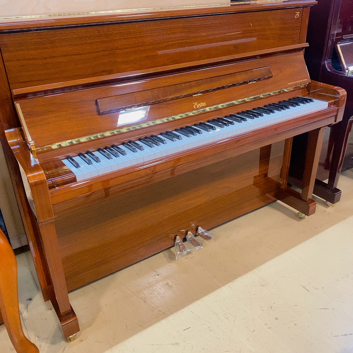 ♬茶色のピアノを集めました♬ ヤマハ、カワイ、スタインウェイ