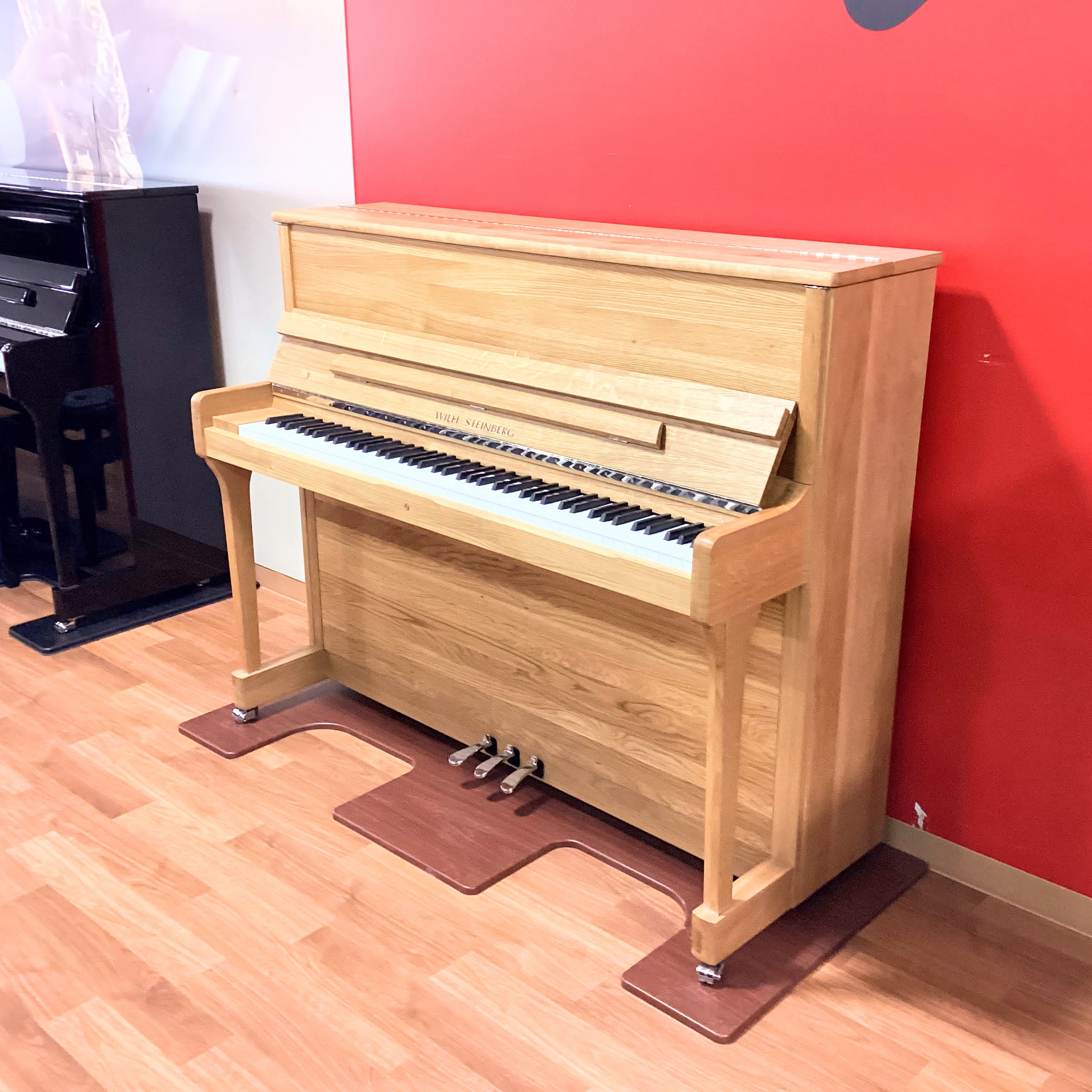 新品アップライトピアノスタインベルグ　S-117 OAK　ドイツ製