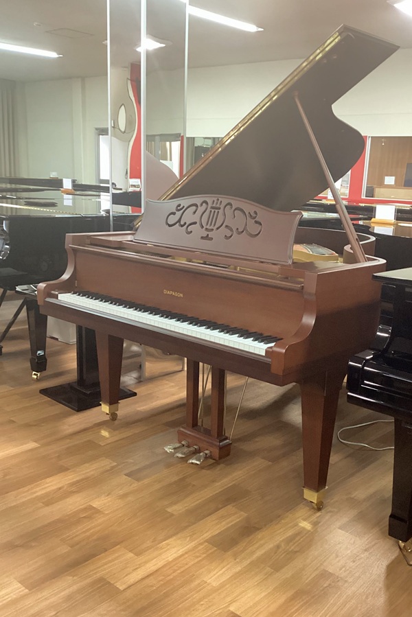 中古グランドピアノディアパソン DR300WGX
