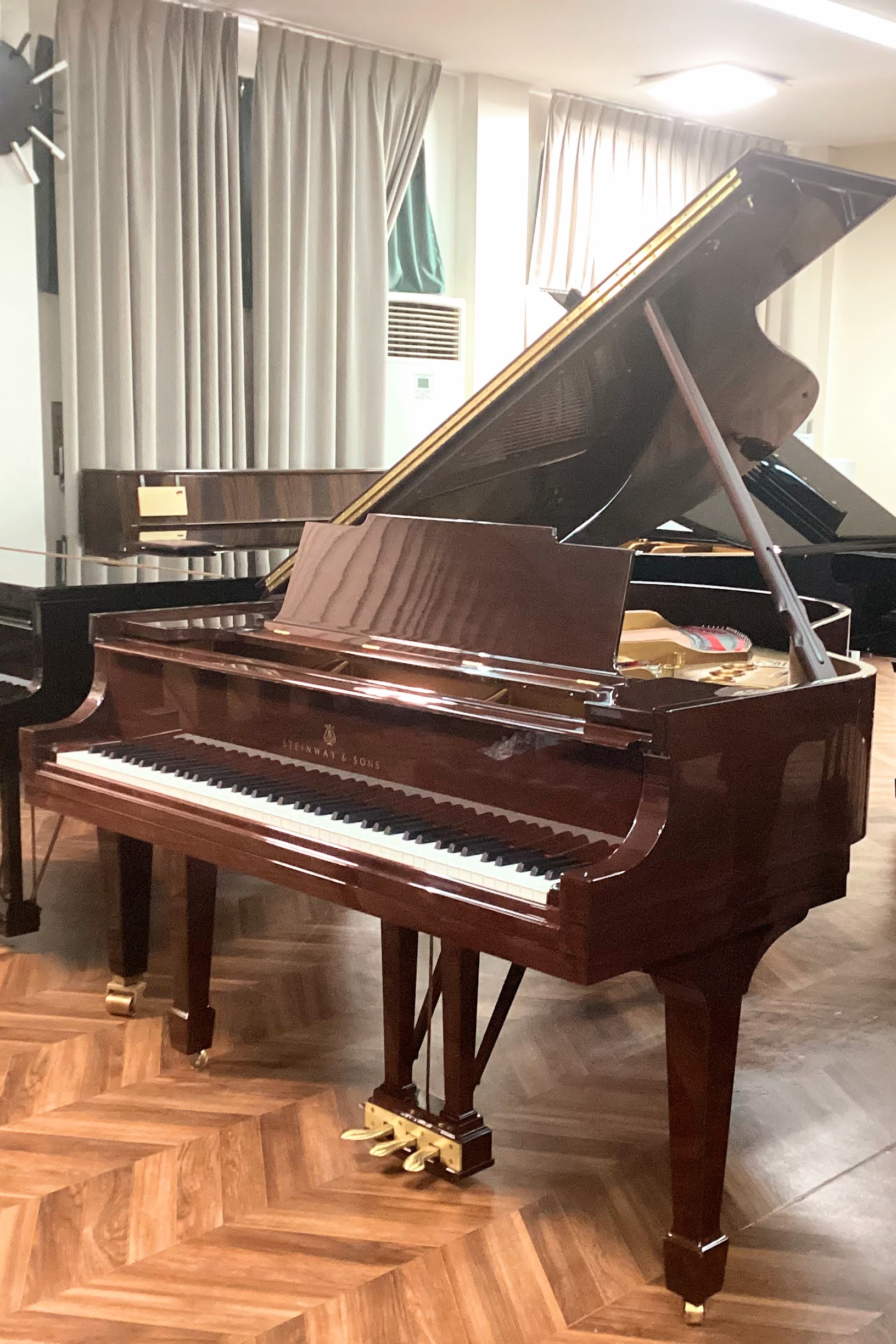 中古グランドピアノSTEINWAY&SONS(スタインウェイ＆サンズ) M型/NY