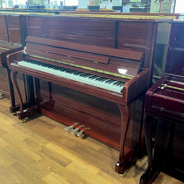 新品アップライトピアノプレンバーガー　PV118C（展示品1台限り）