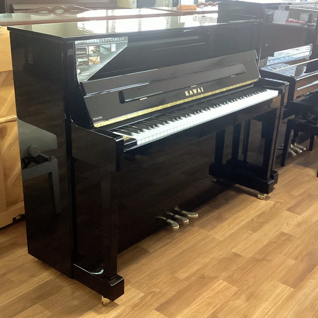新品アップライトピアノカワイ　K114SX（展示品1台限り）