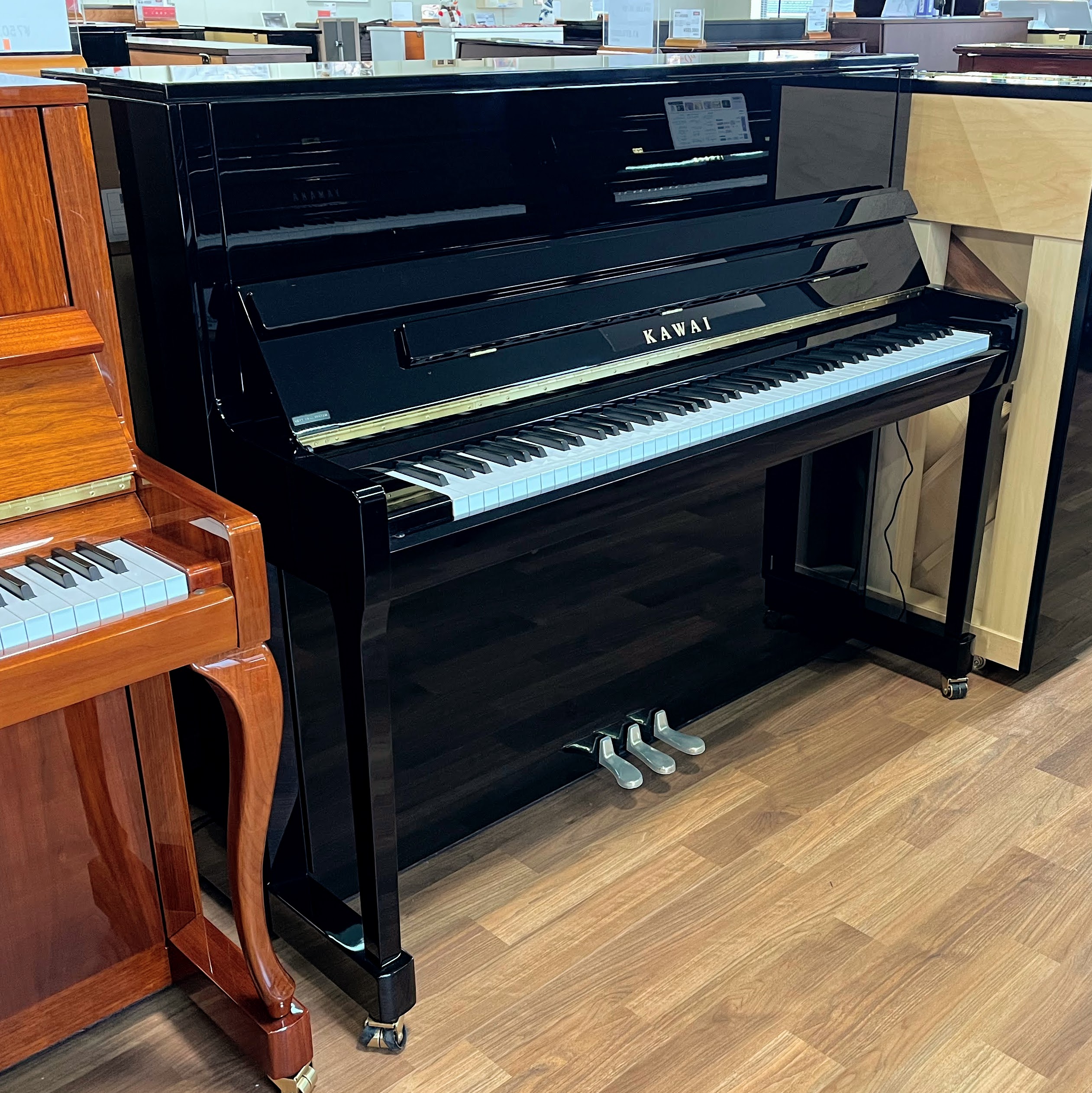 新品アップライトピアノカワイ　K-300/ATX4（展示品1台限り）