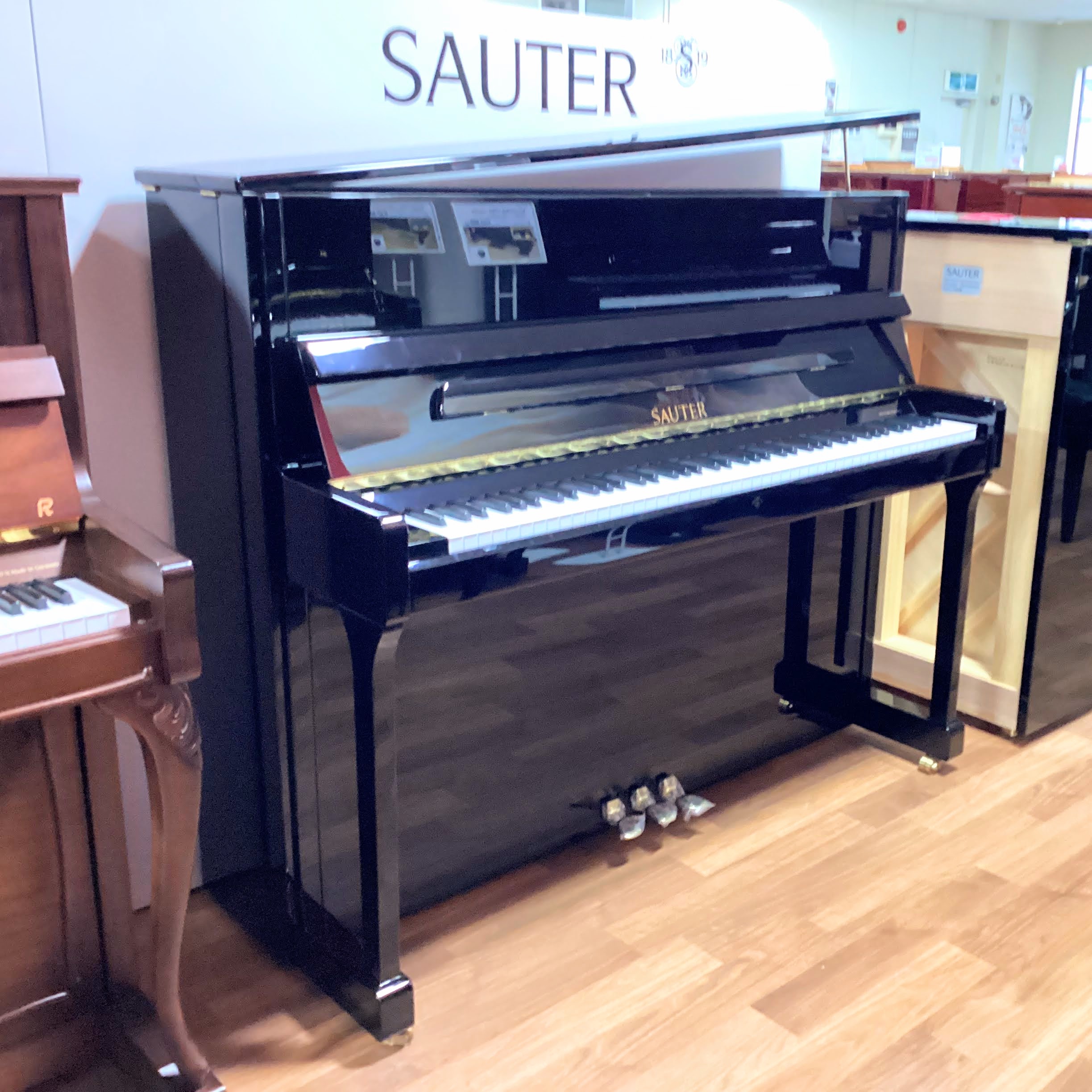 新品アップライトピアノSAUTER　UP122Premiere BP R2