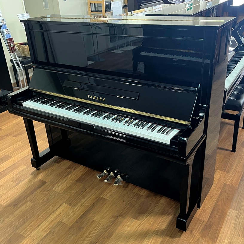中古アップライトピアノヤマハ　U30A