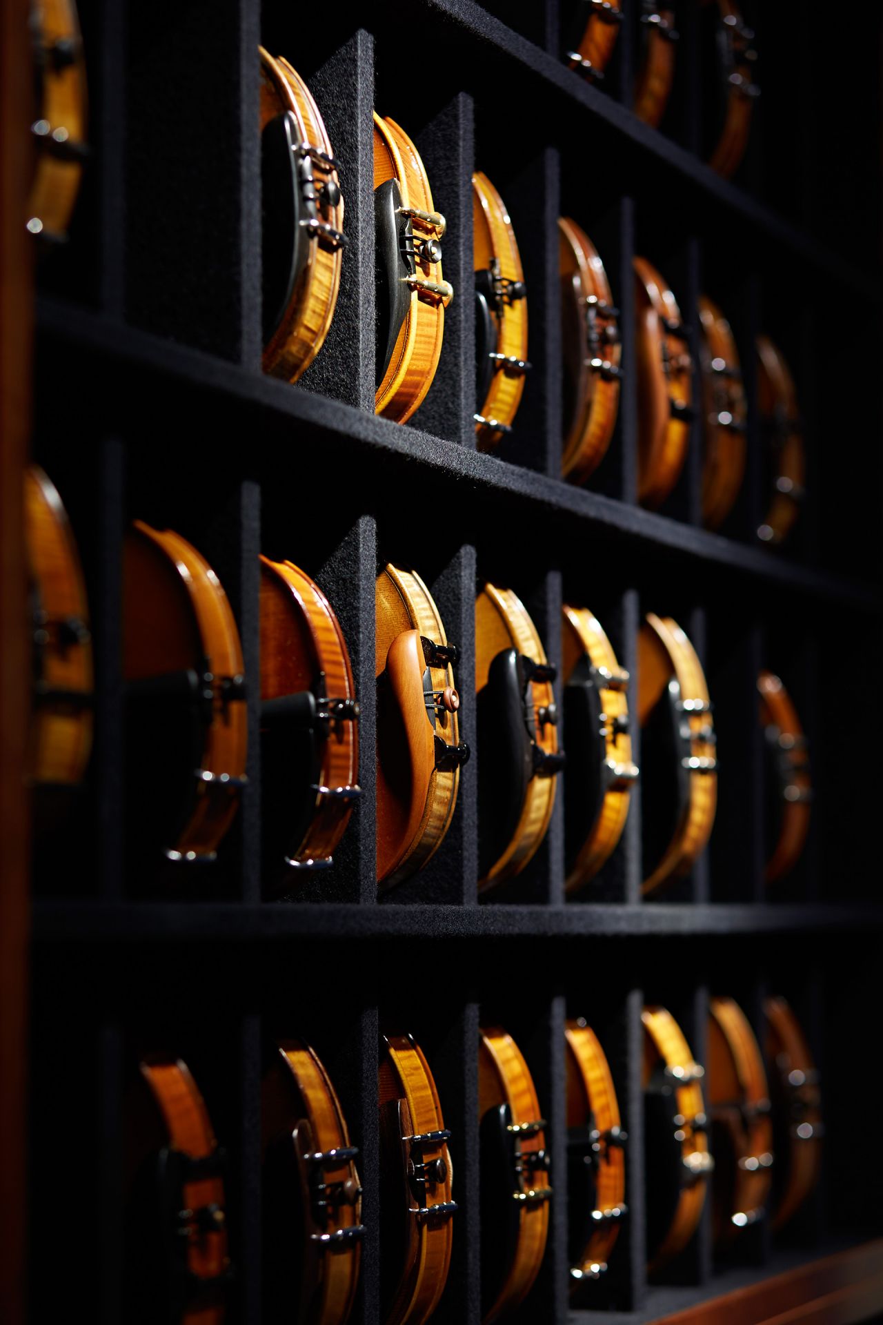 ヴァイオリン＆ヴァイオリン弓　展示楽器一覧　Violin & Violin Bows Stock List