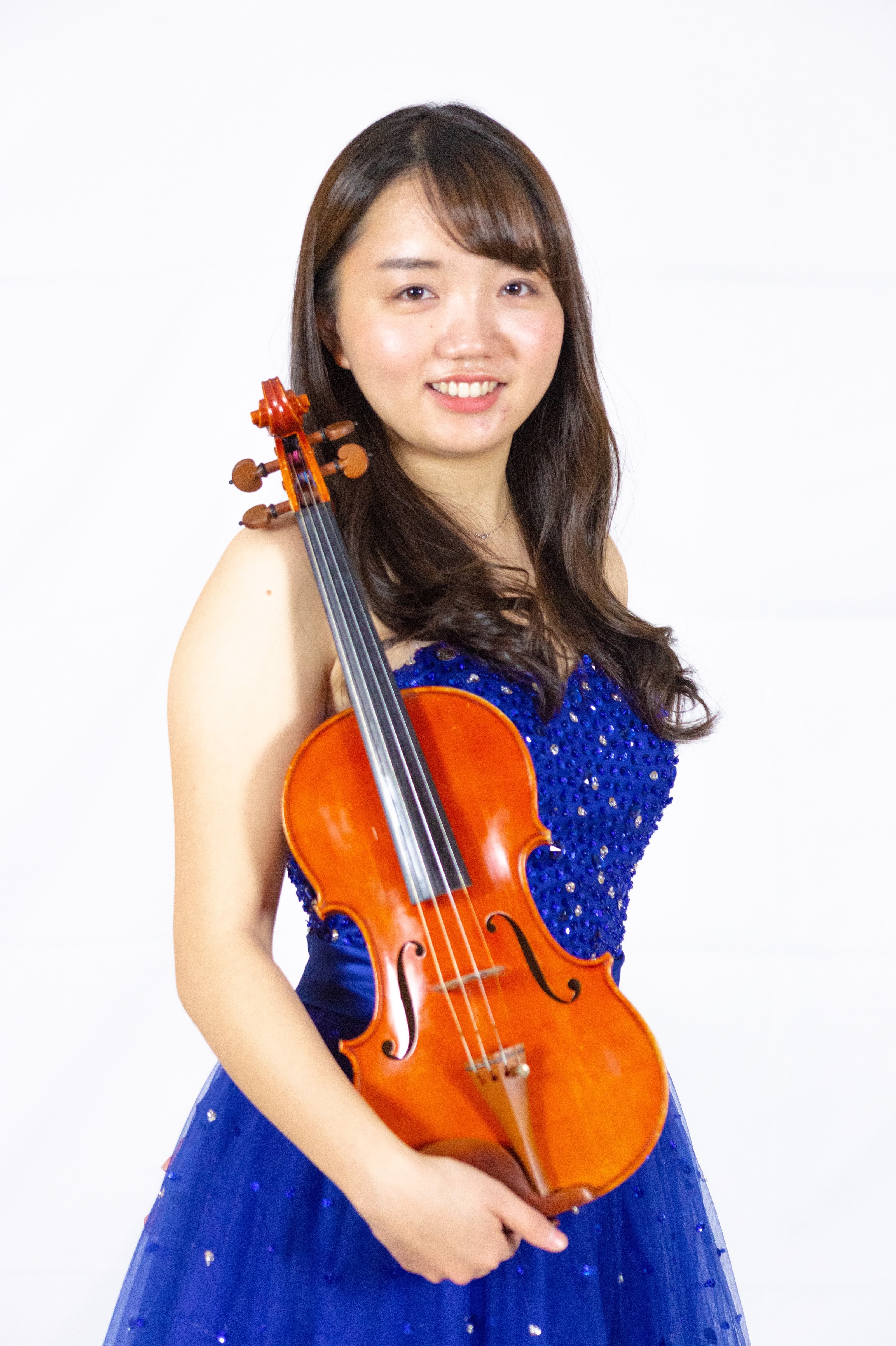 上村　由麻 Yume Uemura　 Profile 桐朋学園大学音楽科卒業。ヴァイオリンを久保良治、室内楽を磯村和英、鶴園紫磯子、菊地知也、漆原啓子の各氏に師事。2017年ウィーン国立音楽大学のマスタークラスにてコンクールに選出。在学時より、オーケストラや室内楽などで演奏活動中。お一人おひとりのペ […]