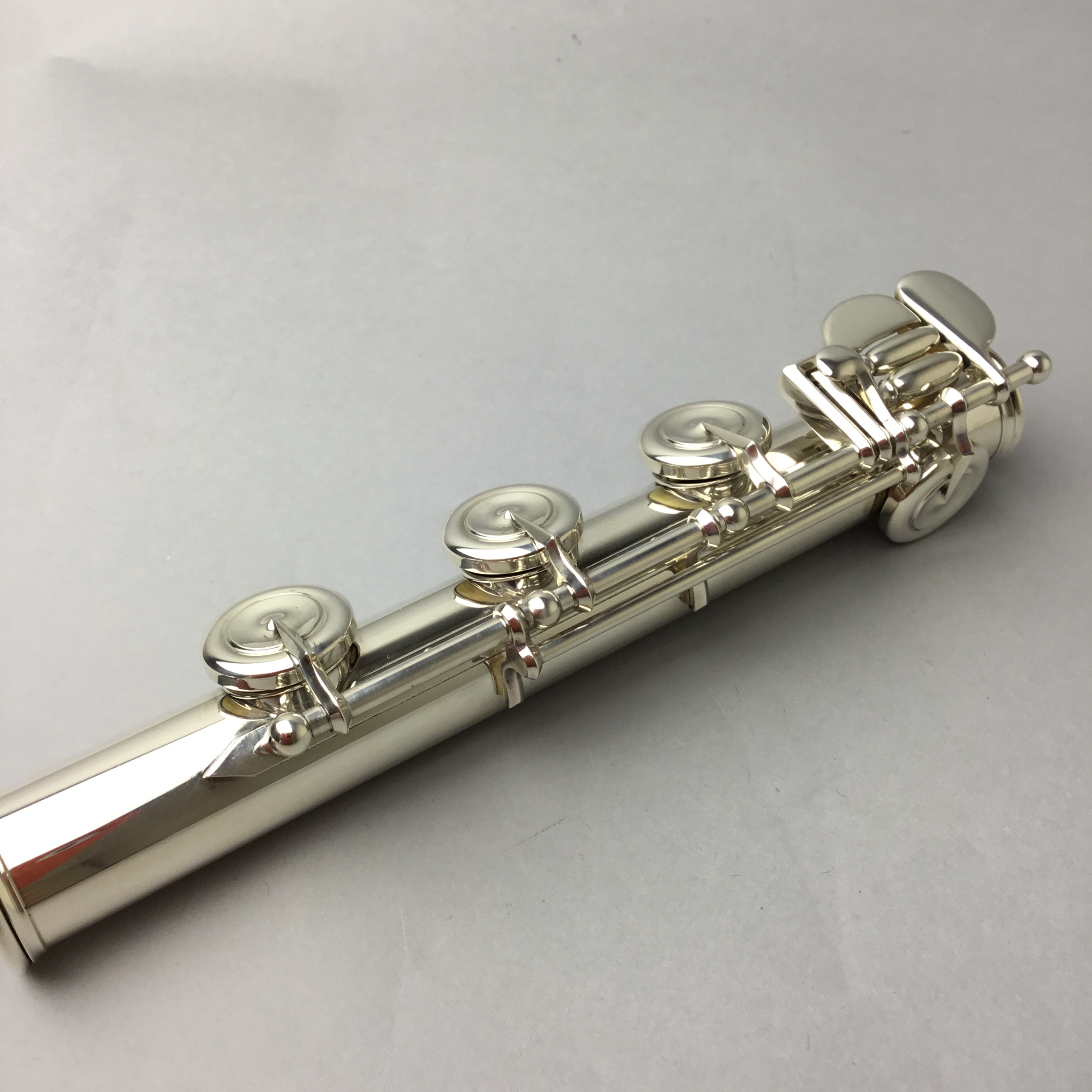 中古楽器情報】YAMAHA「YFL687H（フルート）」入荷致しました