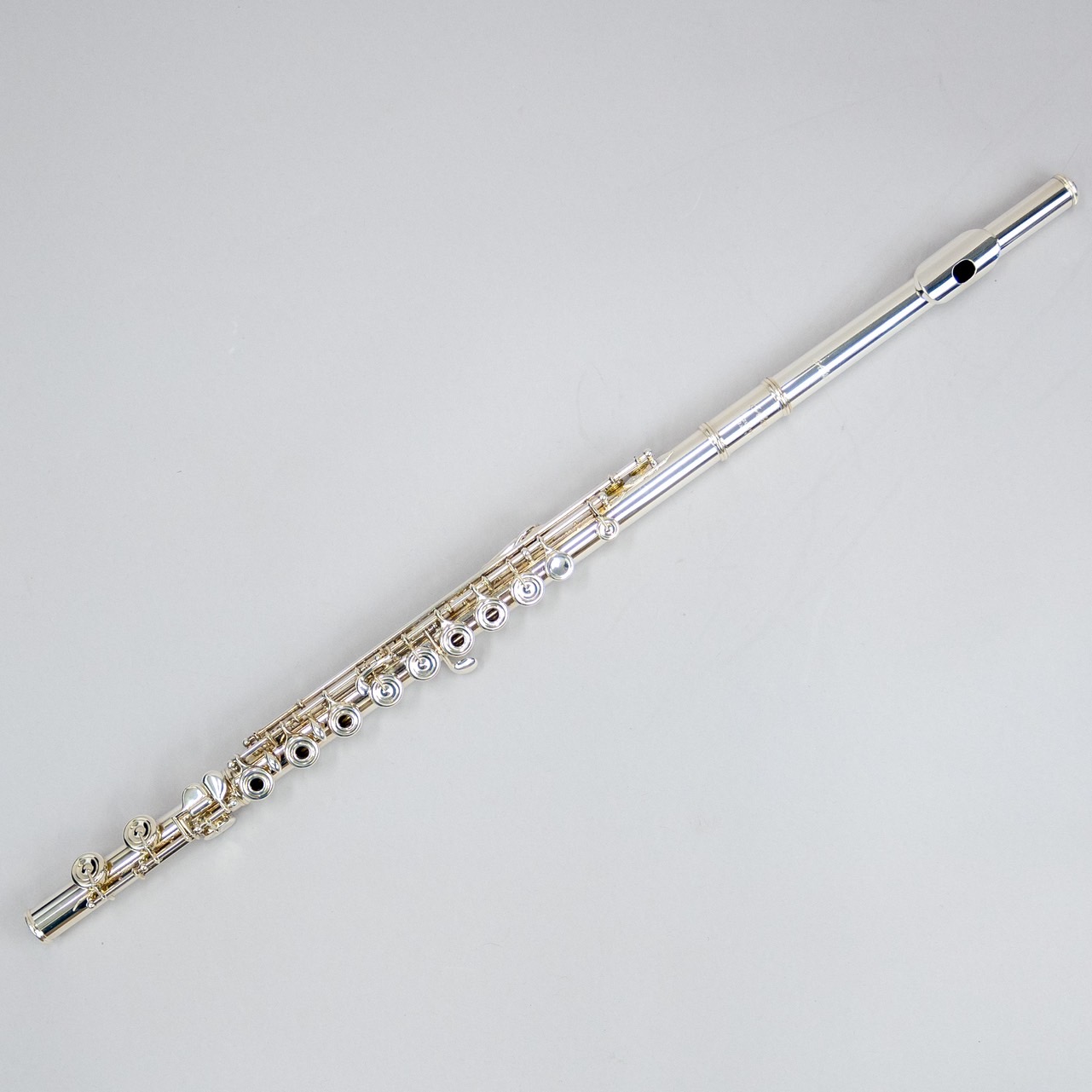 USED Altus(フルート)A907R