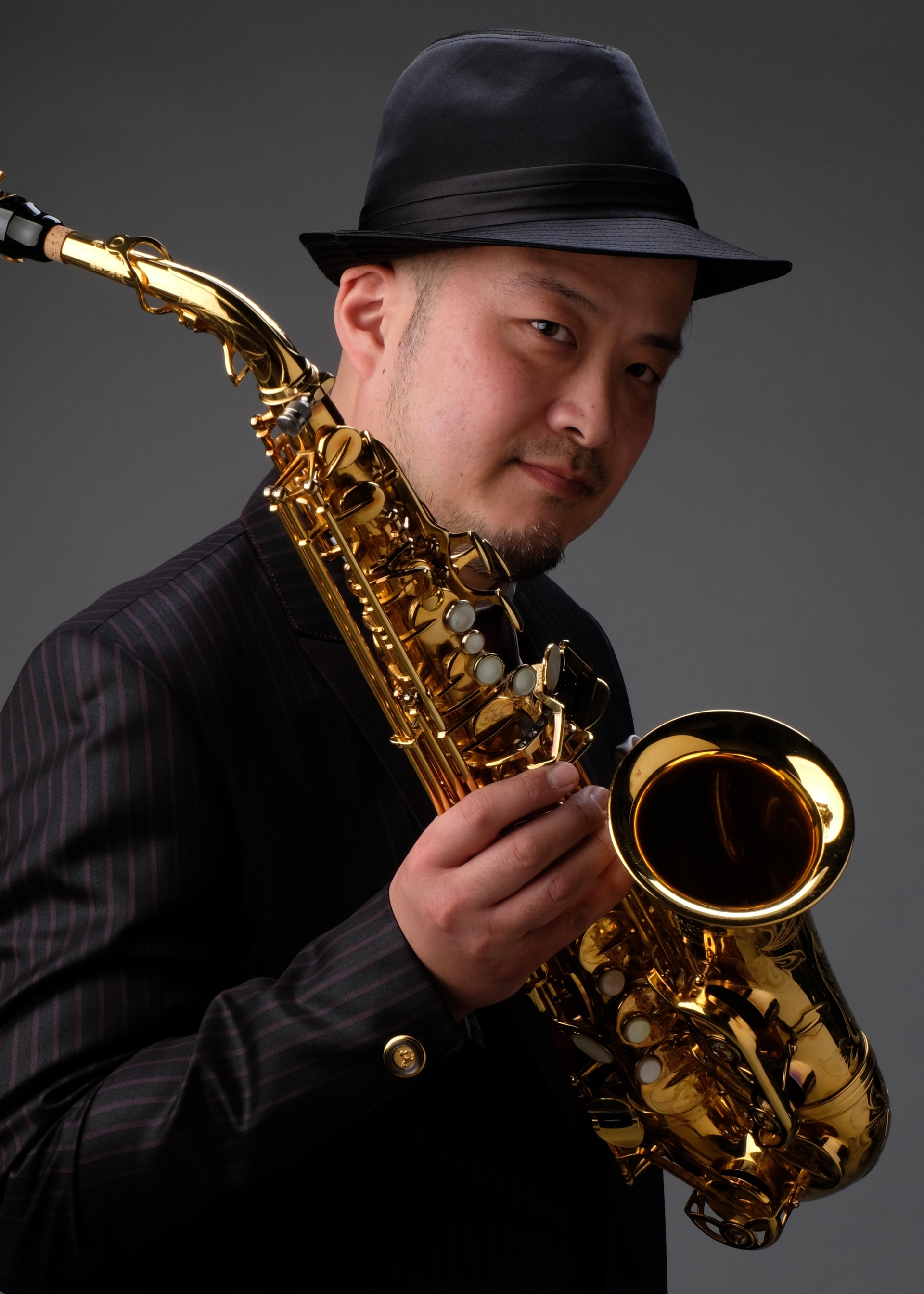 井出 慎二（Saxophones）