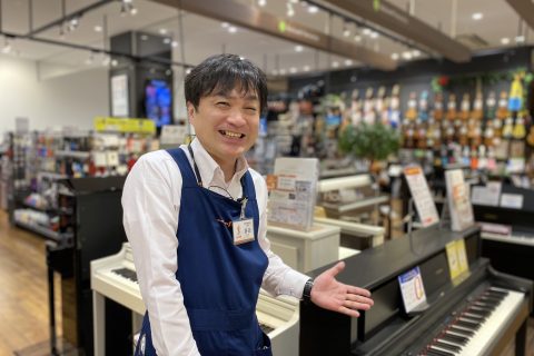 スタッフ写真 店長 多田