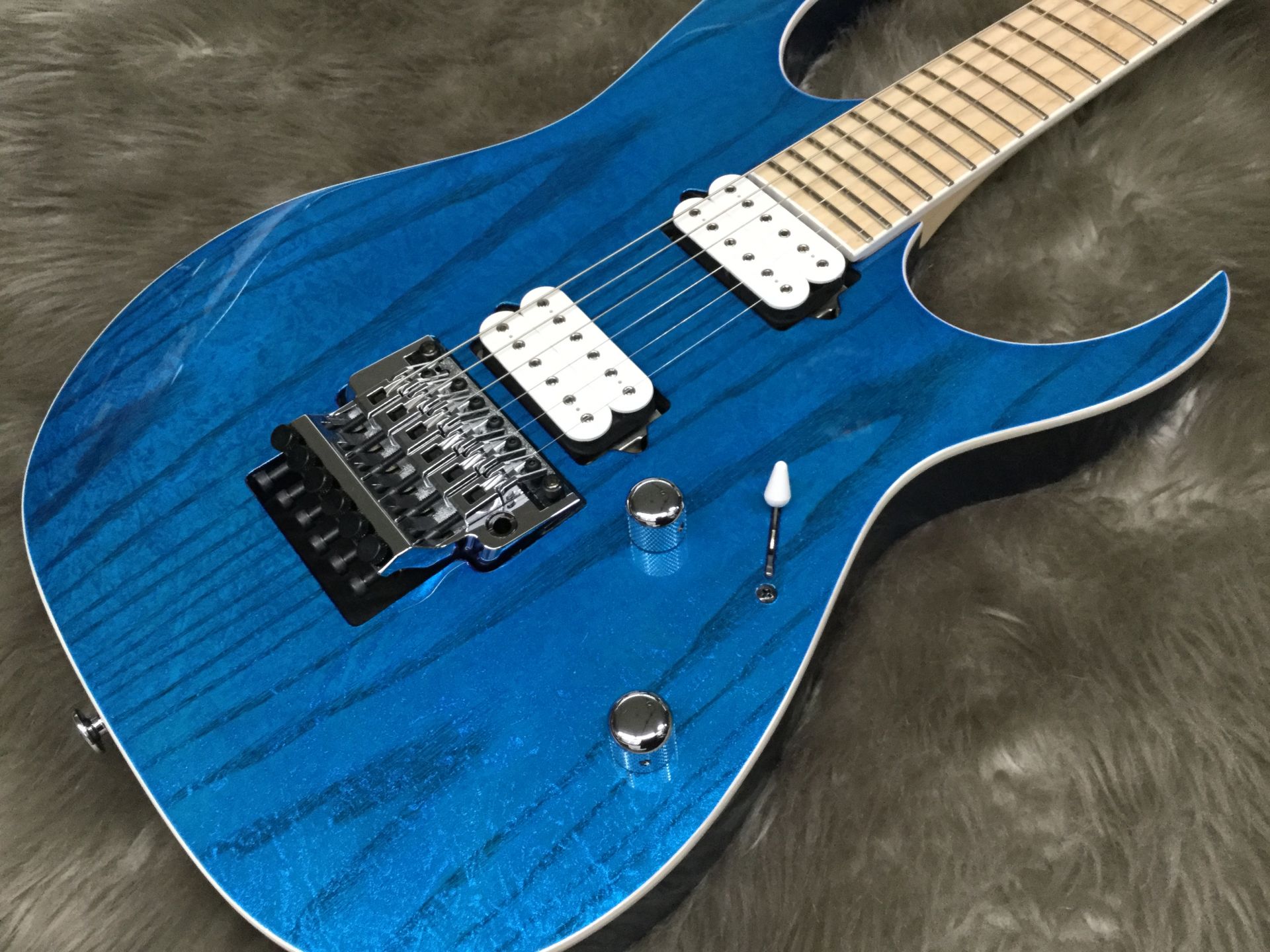 島村楽器限定　東北限定　アイバニーズ　Ibanez RG