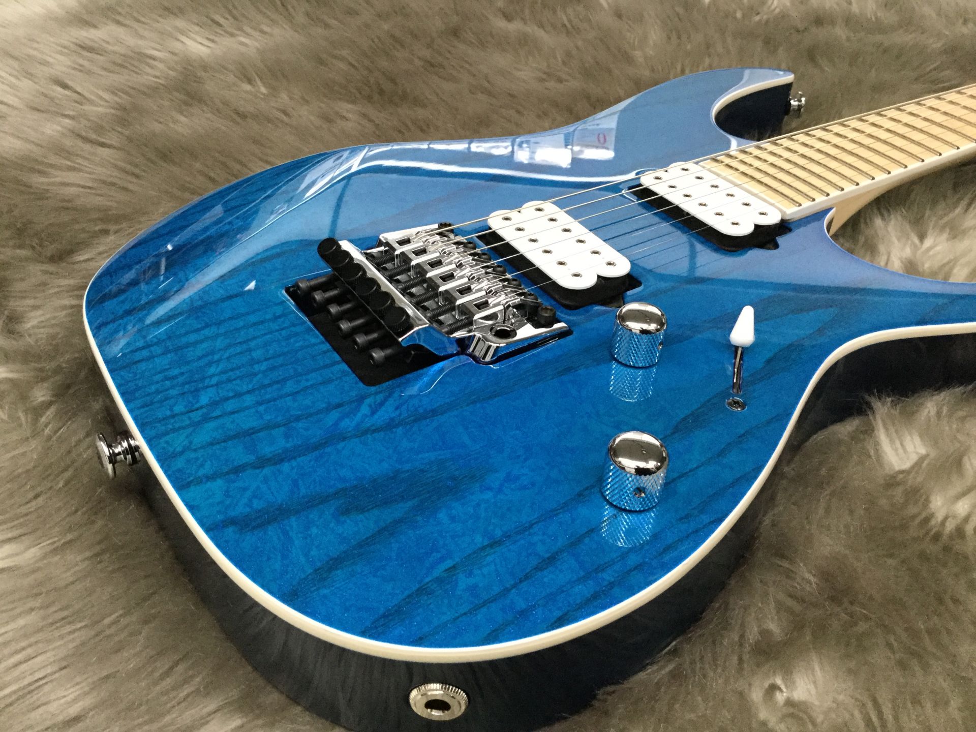 Ibanezから特別なRGシリーズが入荷しました！島村楽器東北エリアだけの限定6本だけのギターです！ |*ブランド|*型名|*カラー|*定価(税込)|*販売価格(税込)| |Ibanez|RG652AM|FCN|￥216,000|[!￥172,800!]| [https://info.shimamu […]