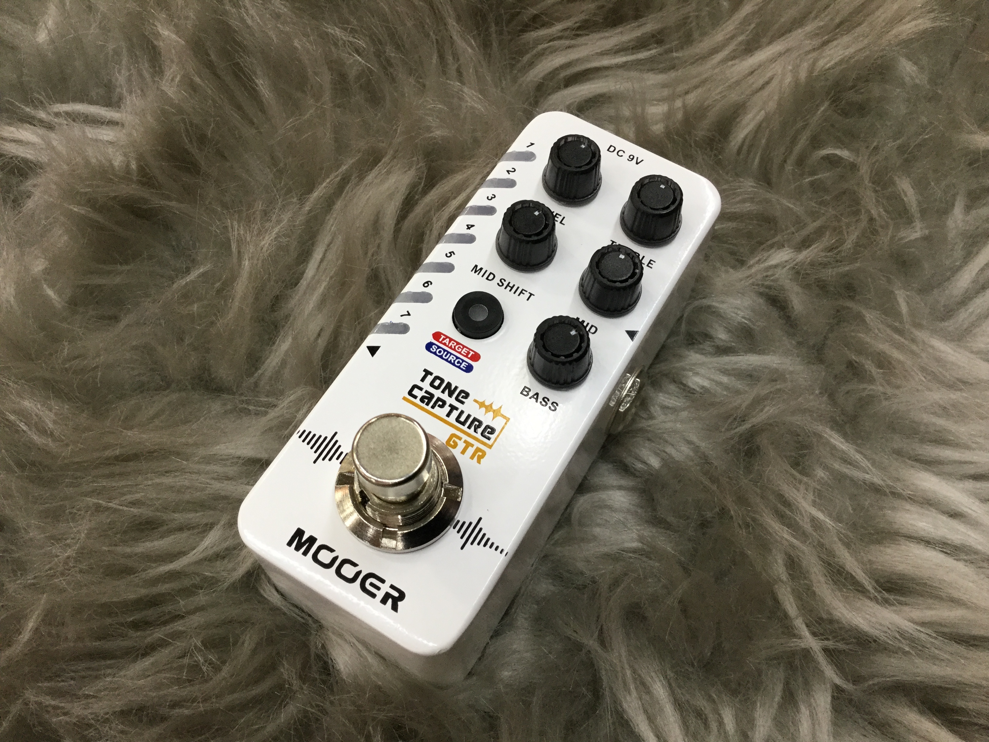 【入荷情報】7色のサウンドを持ち運ぶ！Moore Tone capture GTRが入荷！