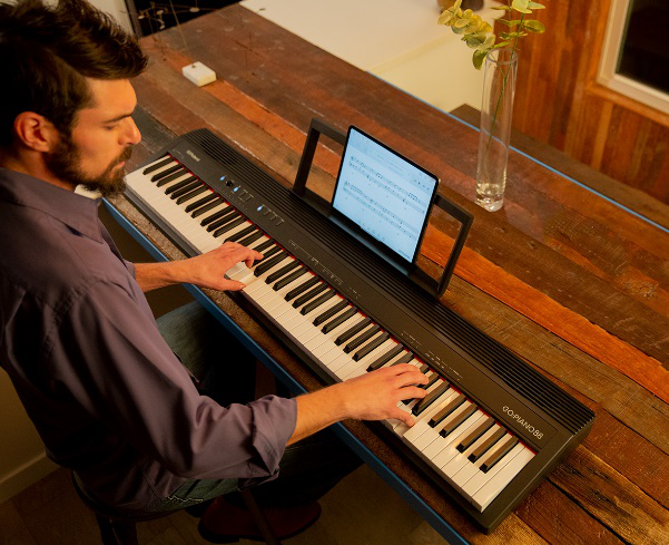 *Roland GO-88Pのココがすごい！ -ピアノと同じ88鍵盤、ピアノと同じ鍵盤幅 -スピーカー内蔵なのに重さ7.0kg -電池駆動OK -Bluetooth対応 **ピアノと同じ88鍵盤、ピアノと同じ鍵盤幅 ピアノとキーボードの鍵盤幅は異なること、ご存じでしたか？実はキーボードの鍵盤はピアノ […]