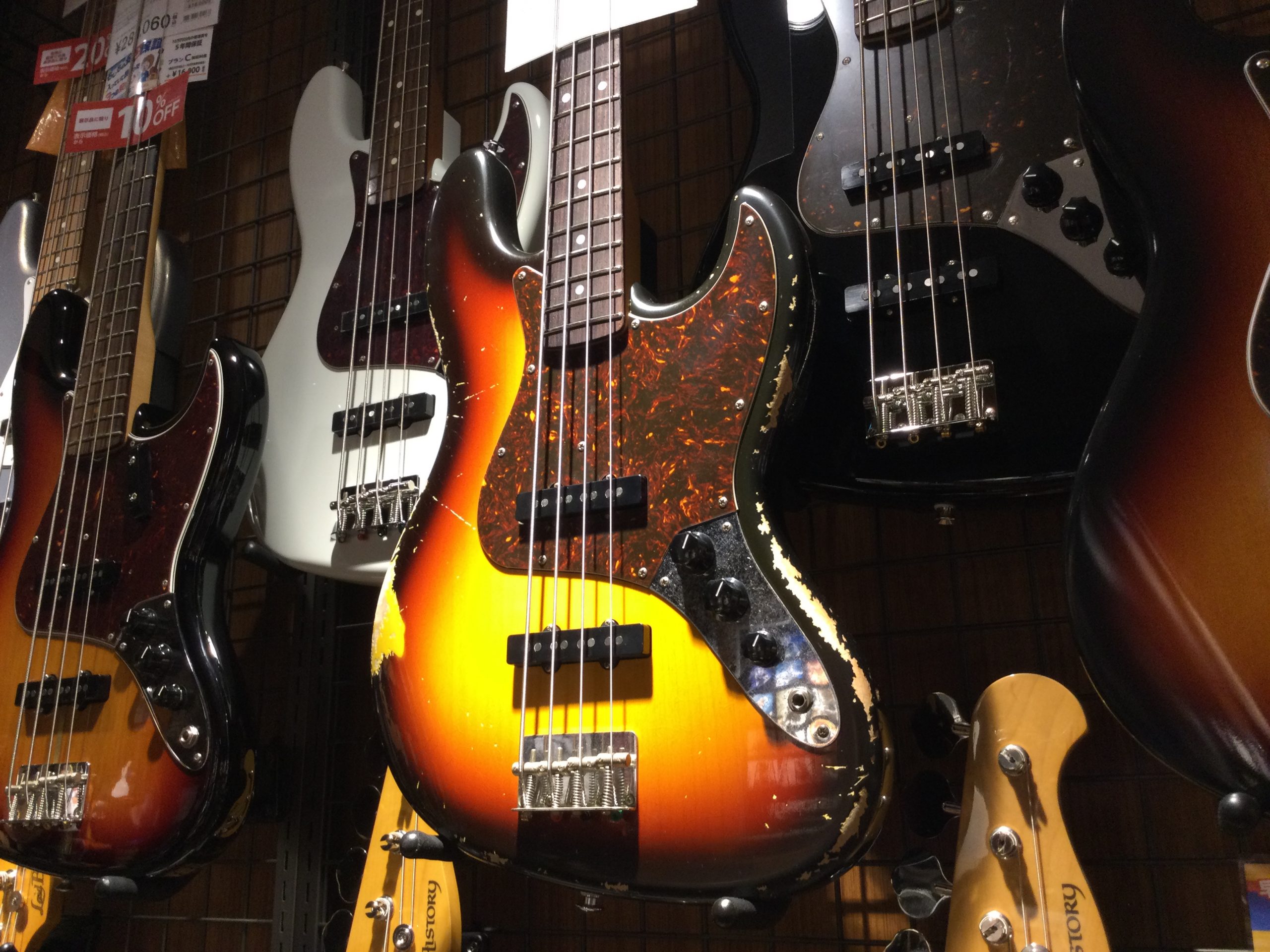 【エレキベース】利府店に初上陸！BlackSmoker「TRAD MASTER SERIES BETA-J4」！