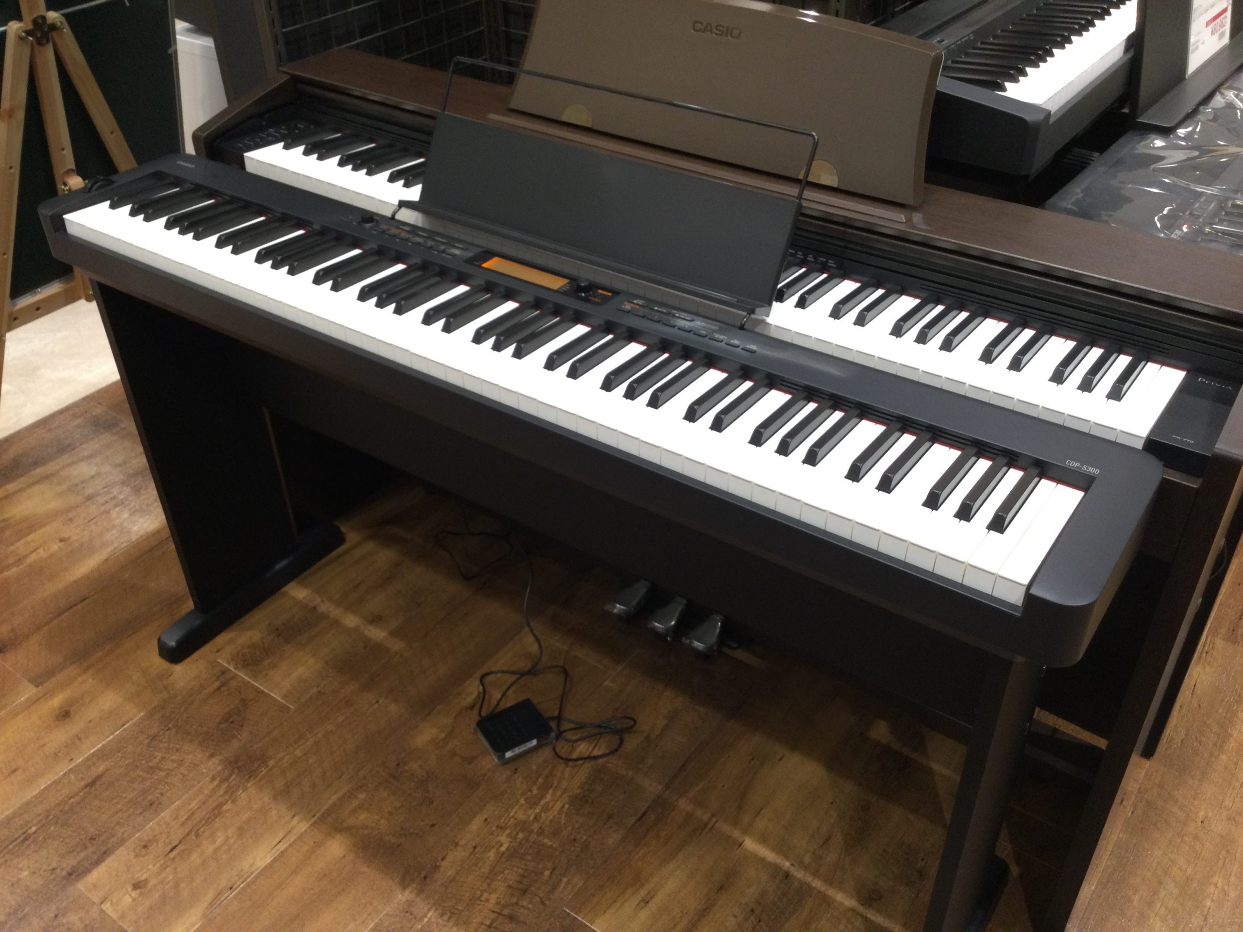 CASIO　CDP-S300　電子ピアノ