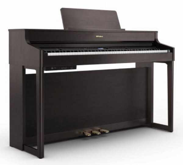 Roland HP702(DRS)<br />
\165,0600→￥148,500<br />
<br />
【展示1台限り】<br />
Roland電子ピアノ入門モデルです。<br />
趣味で少し弾いてみたい方におすすめ。<br />
高低イス、ヘッドホン付属。<br />
宮城県基本配送設置料￥0（2階以上は別途特殊作業料あり）